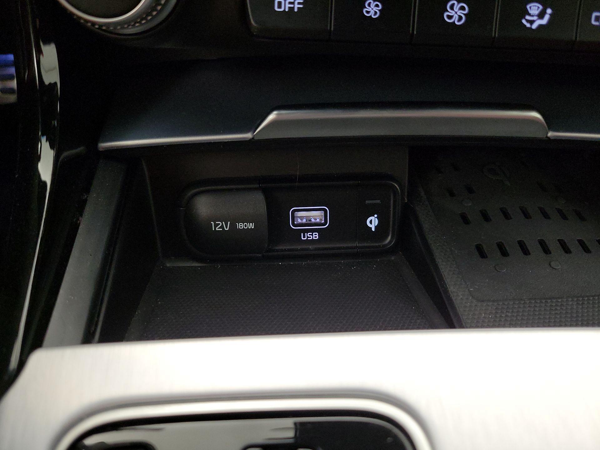 Thumbnail: 2023 Kia Stinger - 19