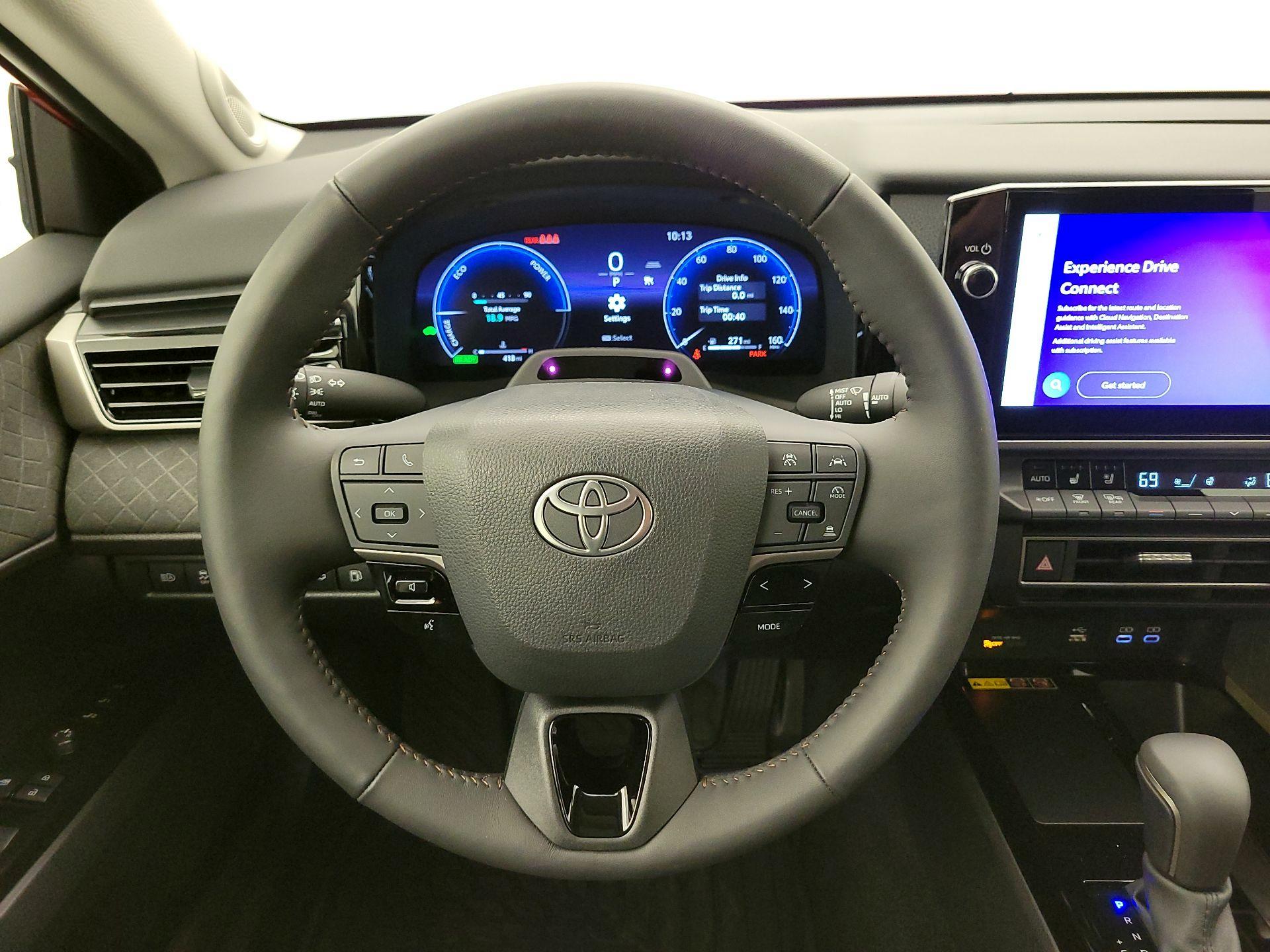 Thumbnail: 2025 Toyota Camry - 10