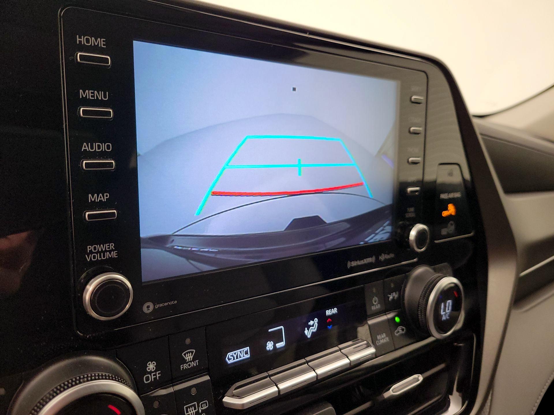 Thumbnail: 2020 Toyota Highlander - 14