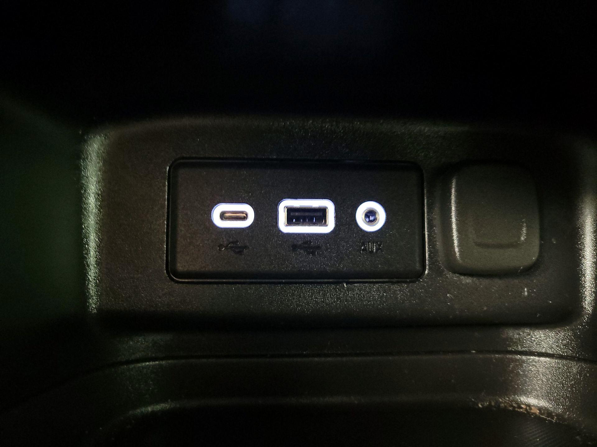 Thumbnail: 2021 Chevrolet Equinox - 19