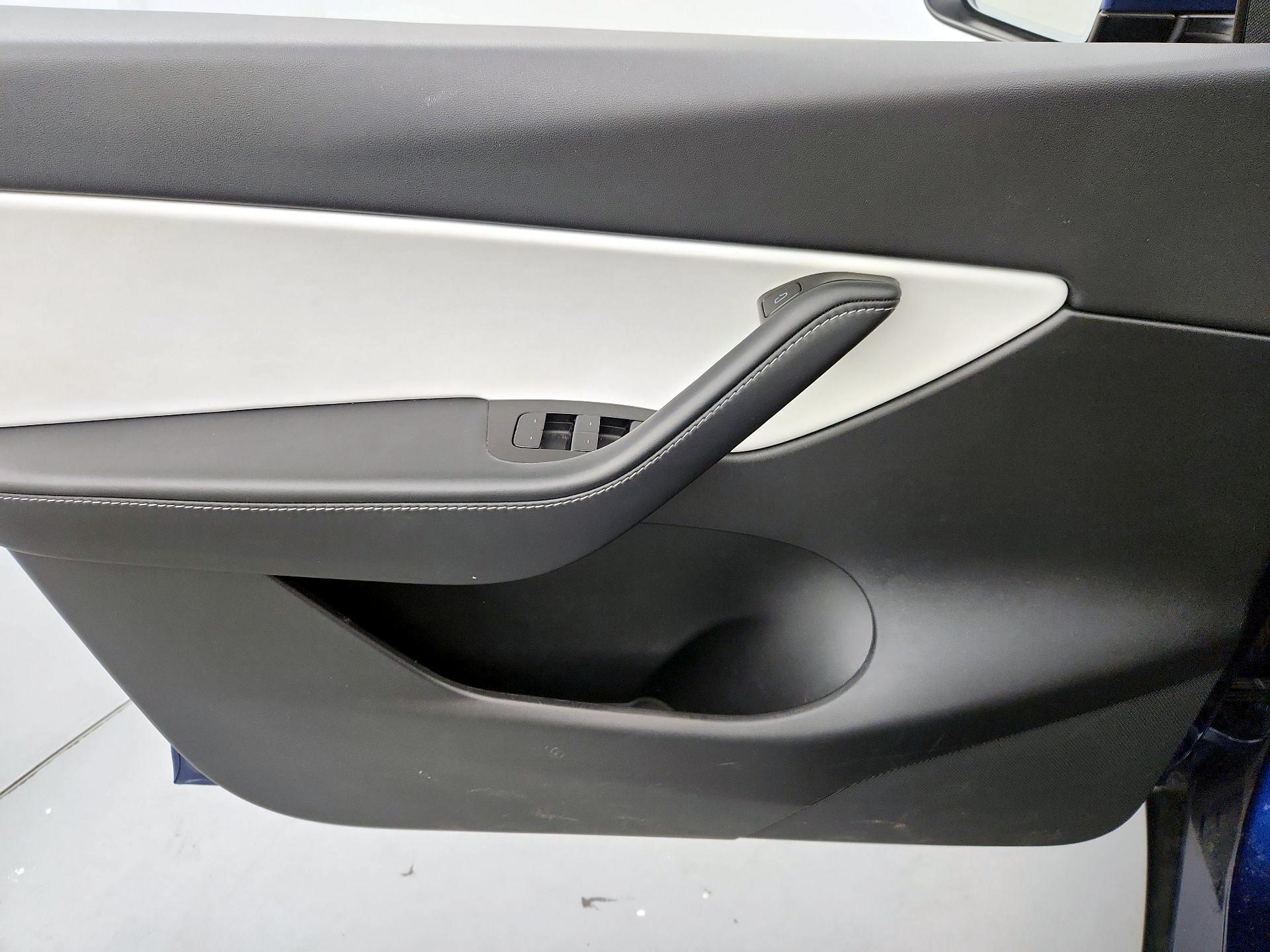 Thumbnail: 2021 Tesla Model Y - 12