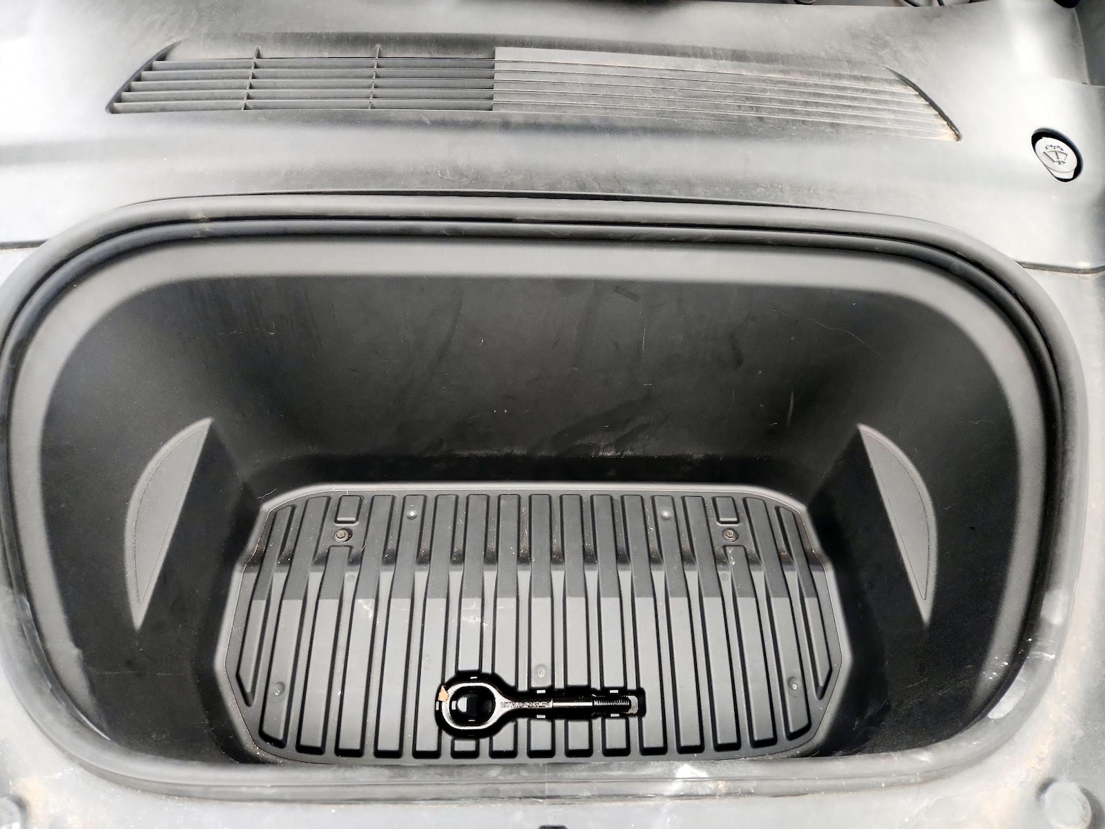 2021 Tesla Model Y Long Range - Photo 22