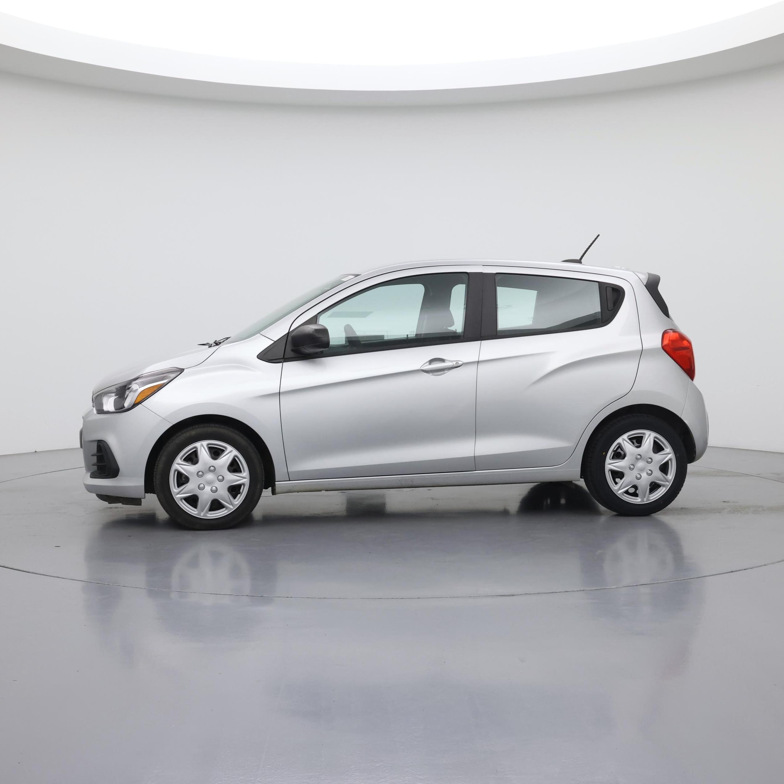 Thumbnail: 2018 Chevrolet Spark - 3