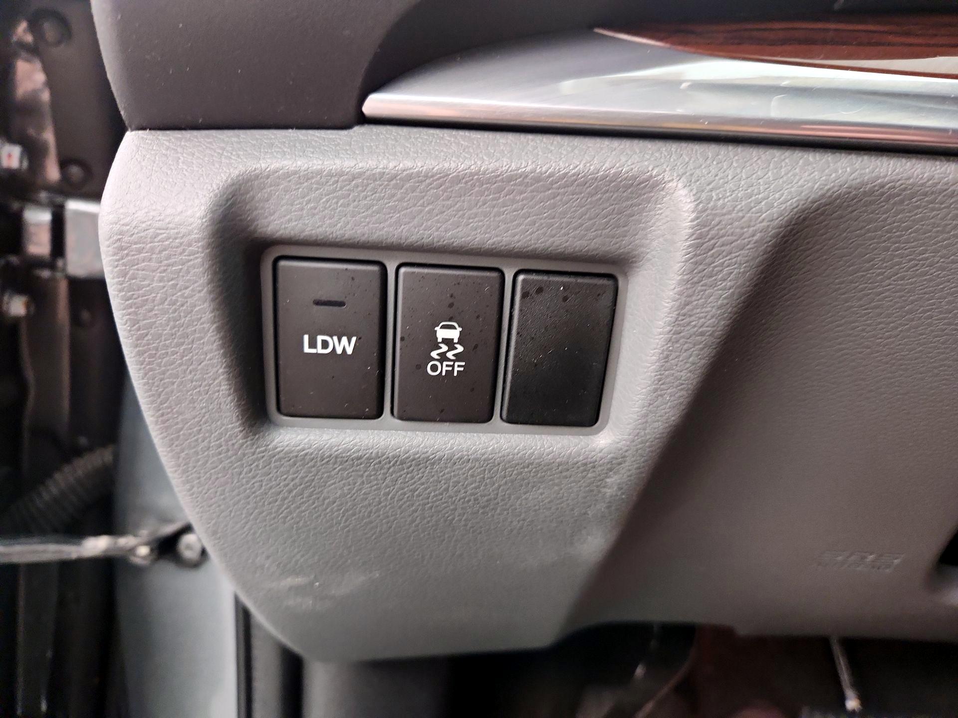 Thumbnail: 2015 Acura MDX - 13