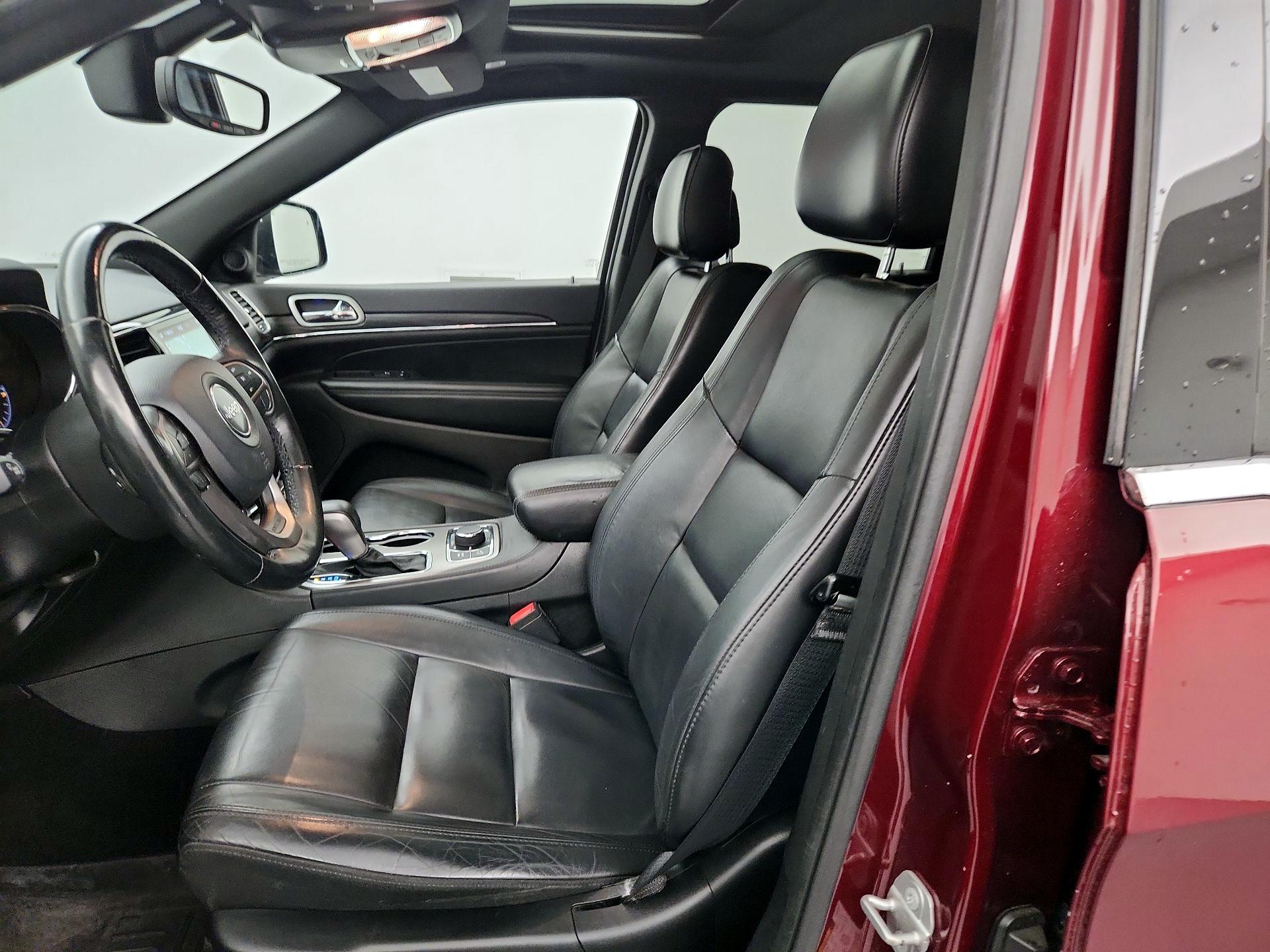 Thumbnail: 2019 Jeep Grand Cherokee - 11