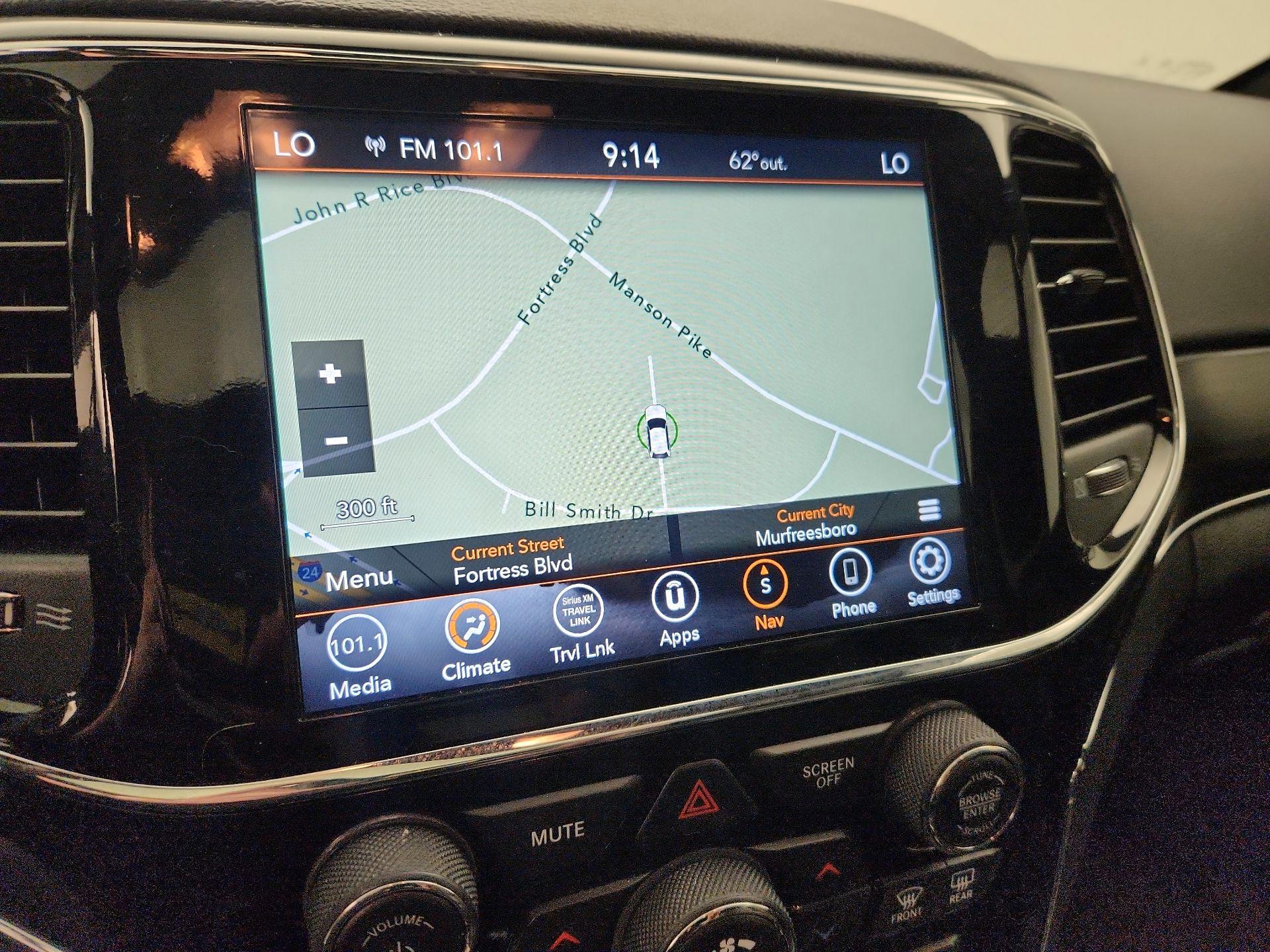 Thumbnail: 2019 Jeep Grand Cherokee - 14