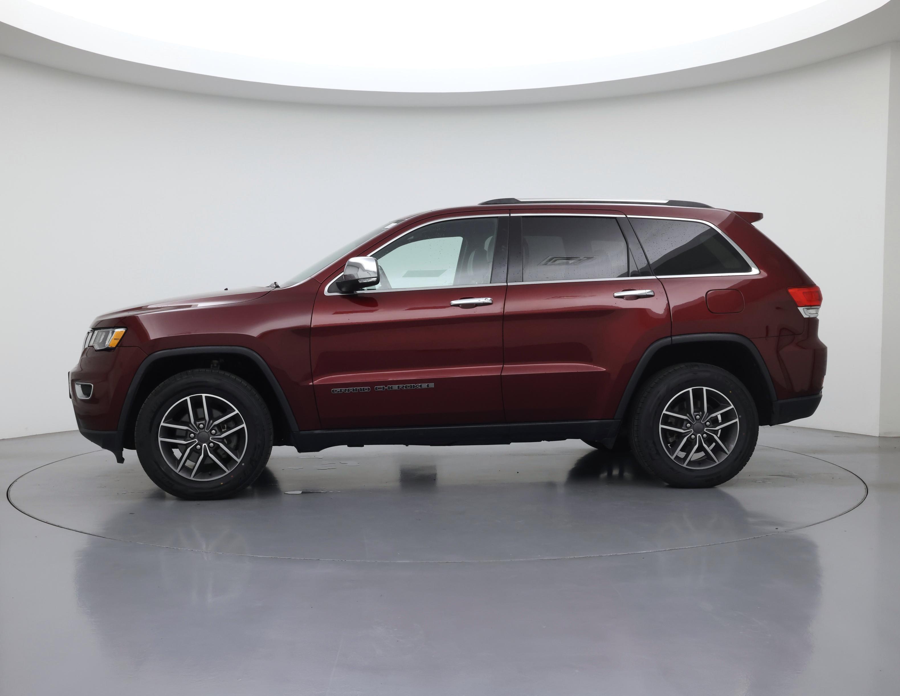 Thumbnail: 2019 Jeep Grand Cherokee - 3