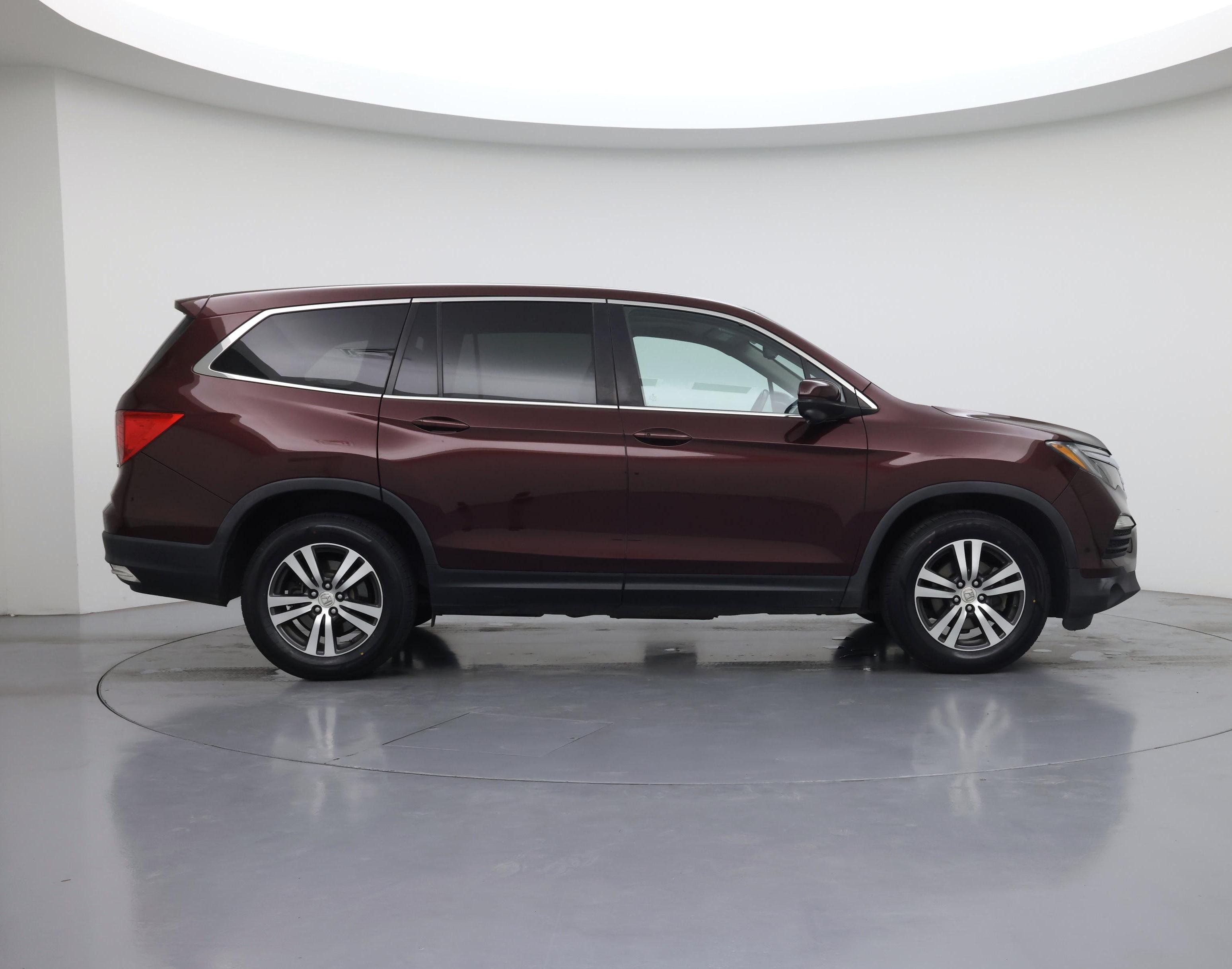 Thumbnail: 2017 Honda Pilot - 7