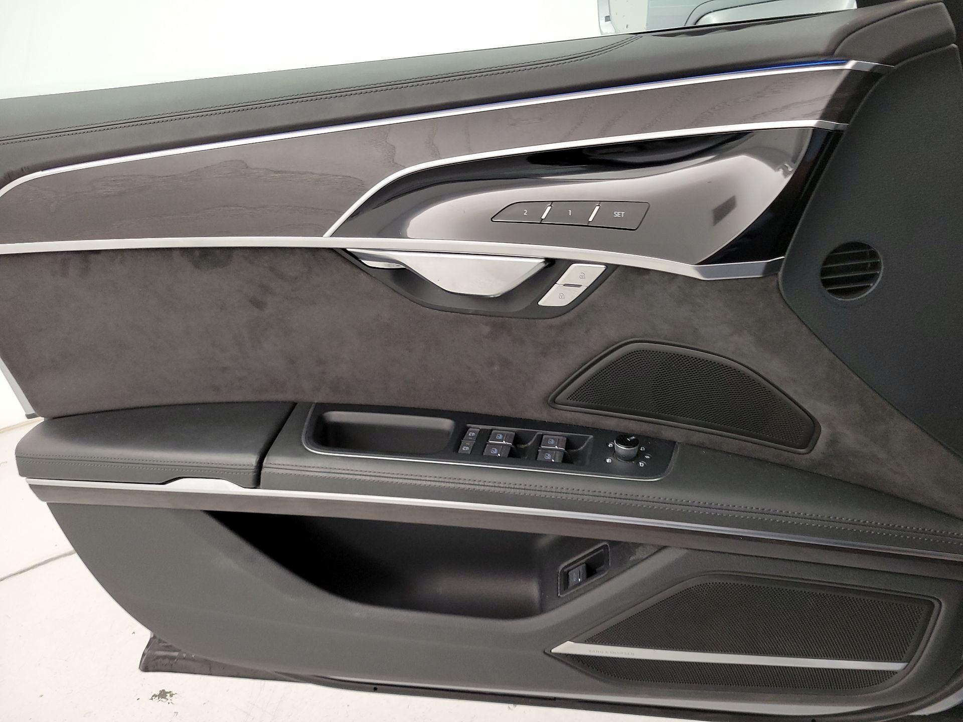 Thumbnail: 2019 Audi A8 - 12