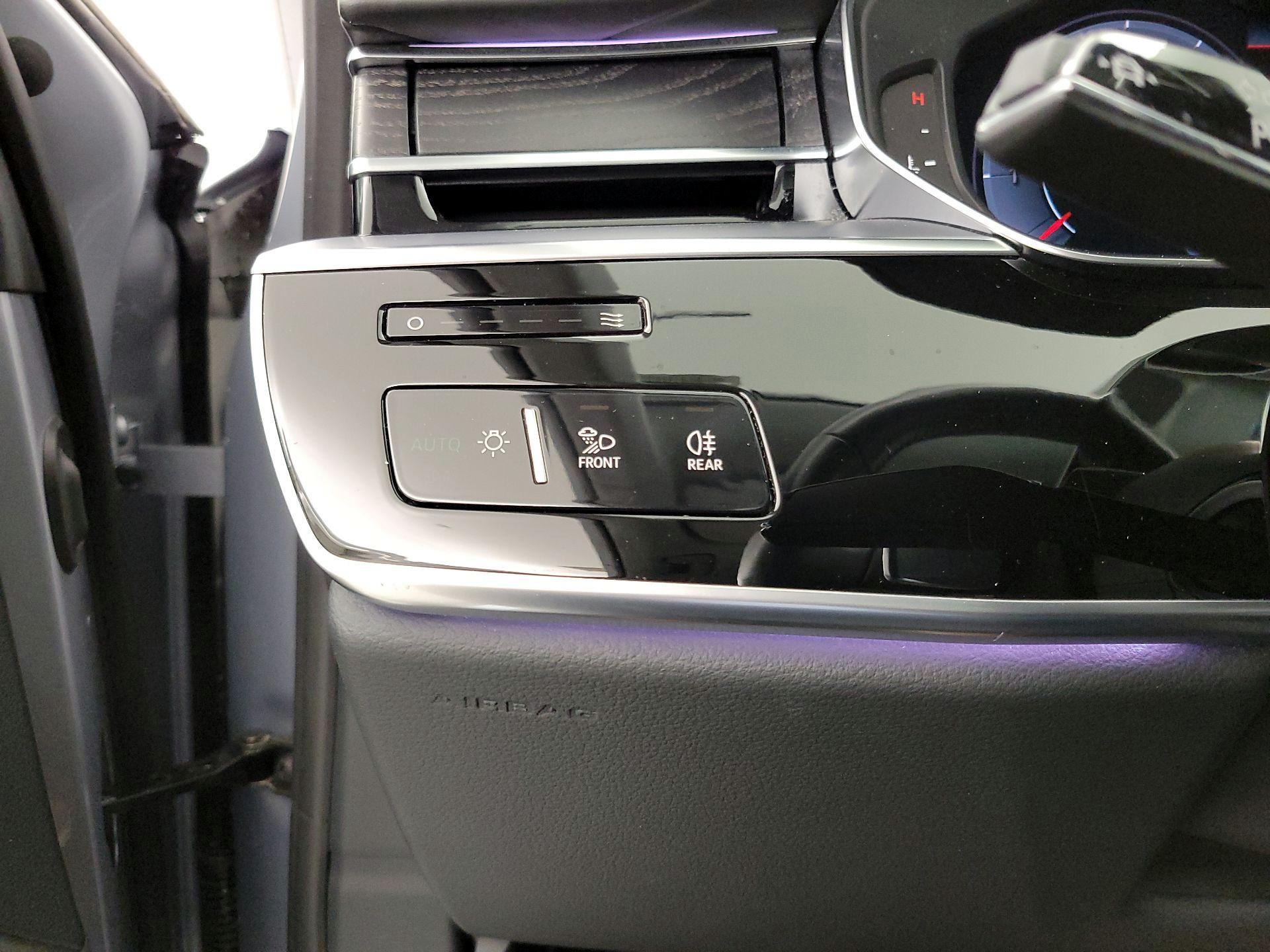 Thumbnail: 2019 Audi A8 - 13