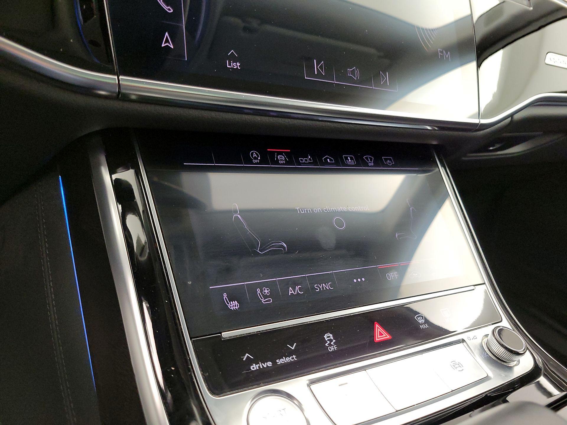 Thumbnail: 2019 Audi A8 - 17