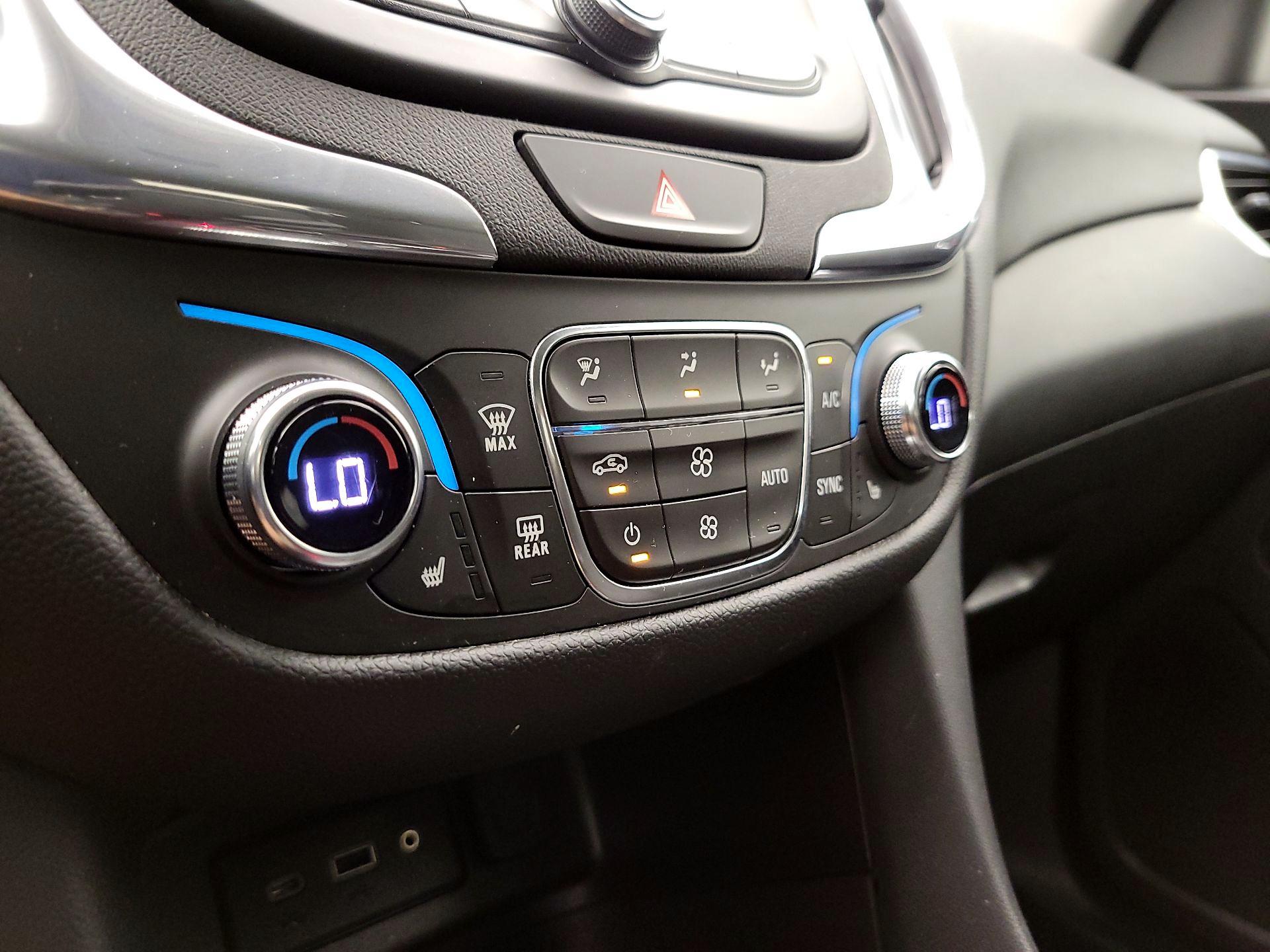 Thumbnail: 2019 Chevrolet Equinox - 16