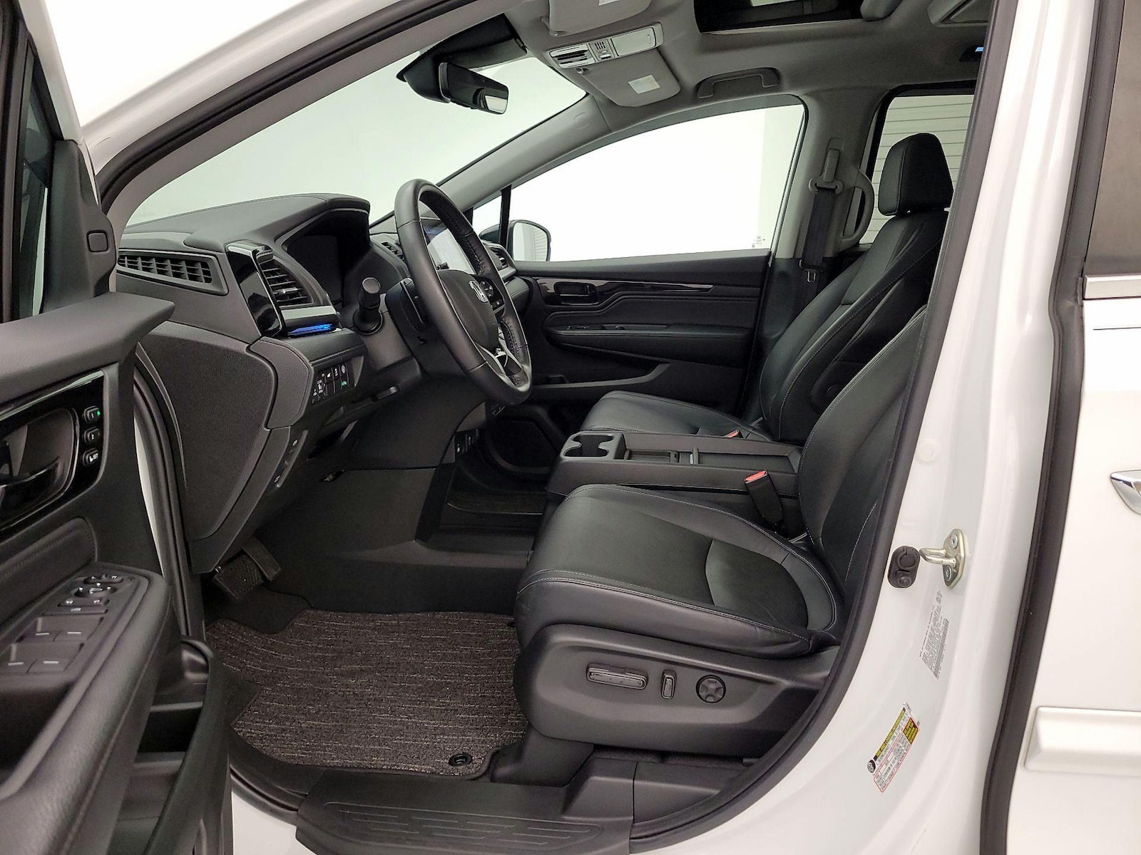 2021 Honda Odyssey Touring - Photo 12
