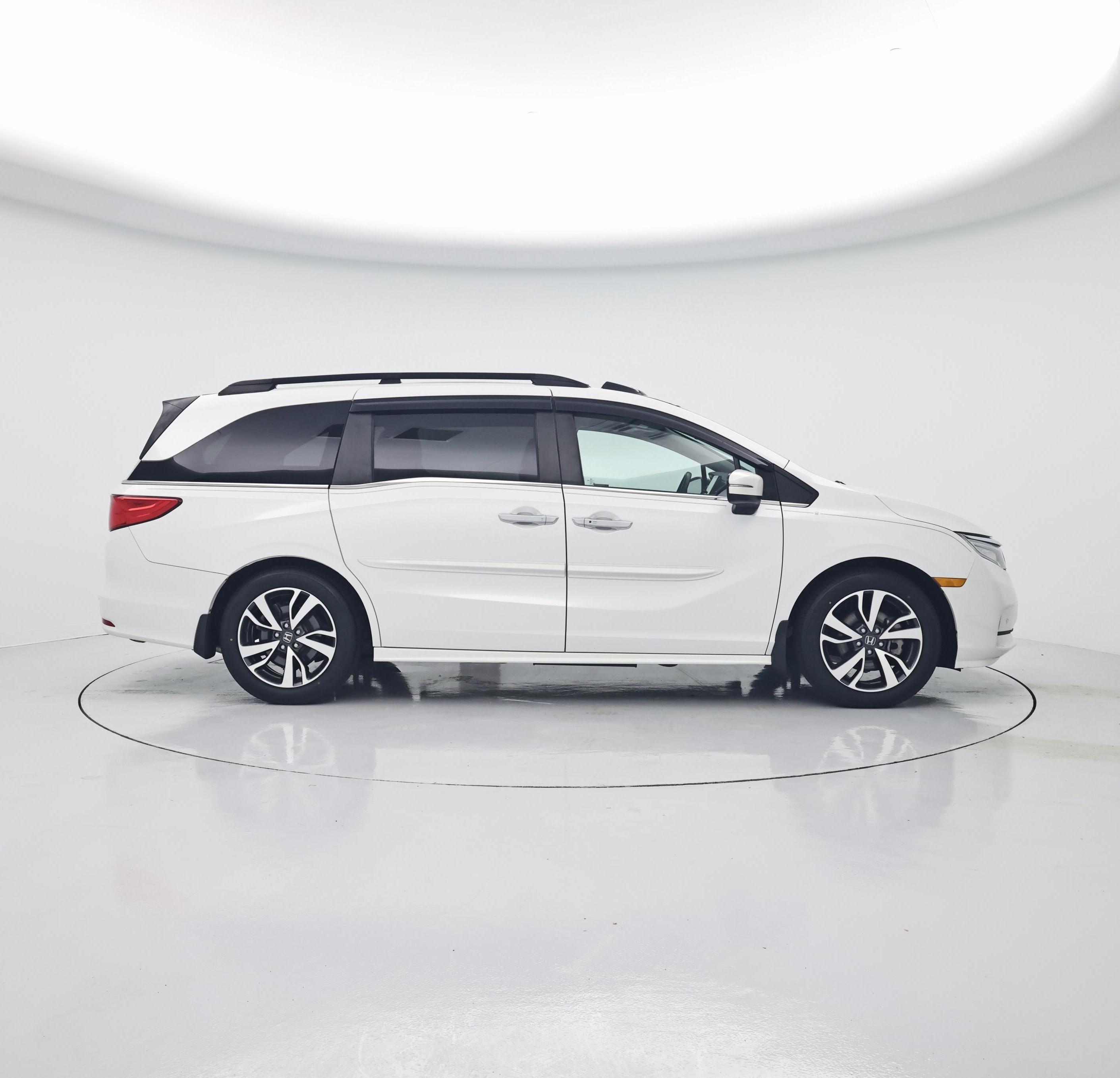 Thumbnail: 2021 Honda Odyssey - 7