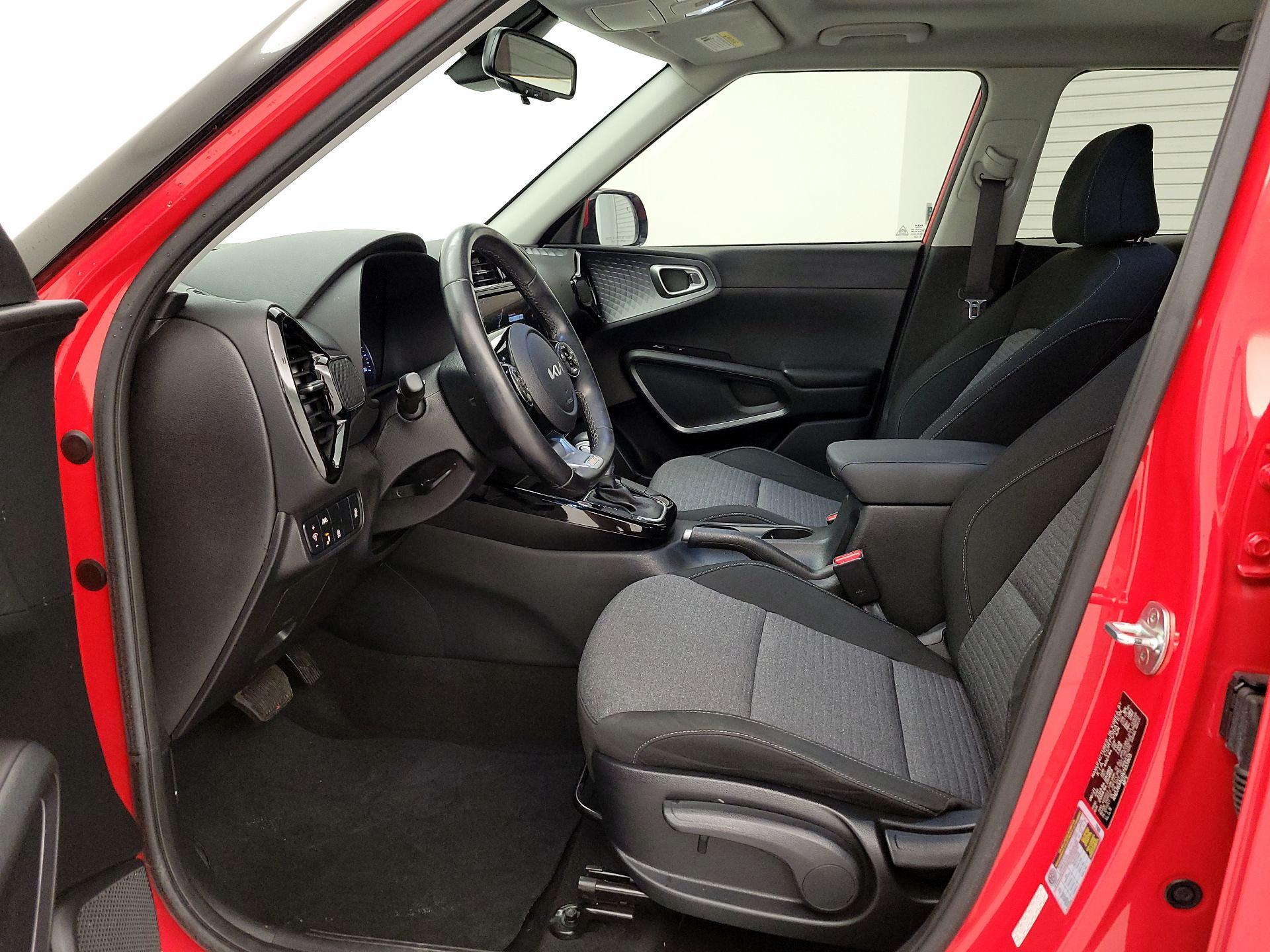 Thumbnail: 2022 Kia Soul - 11