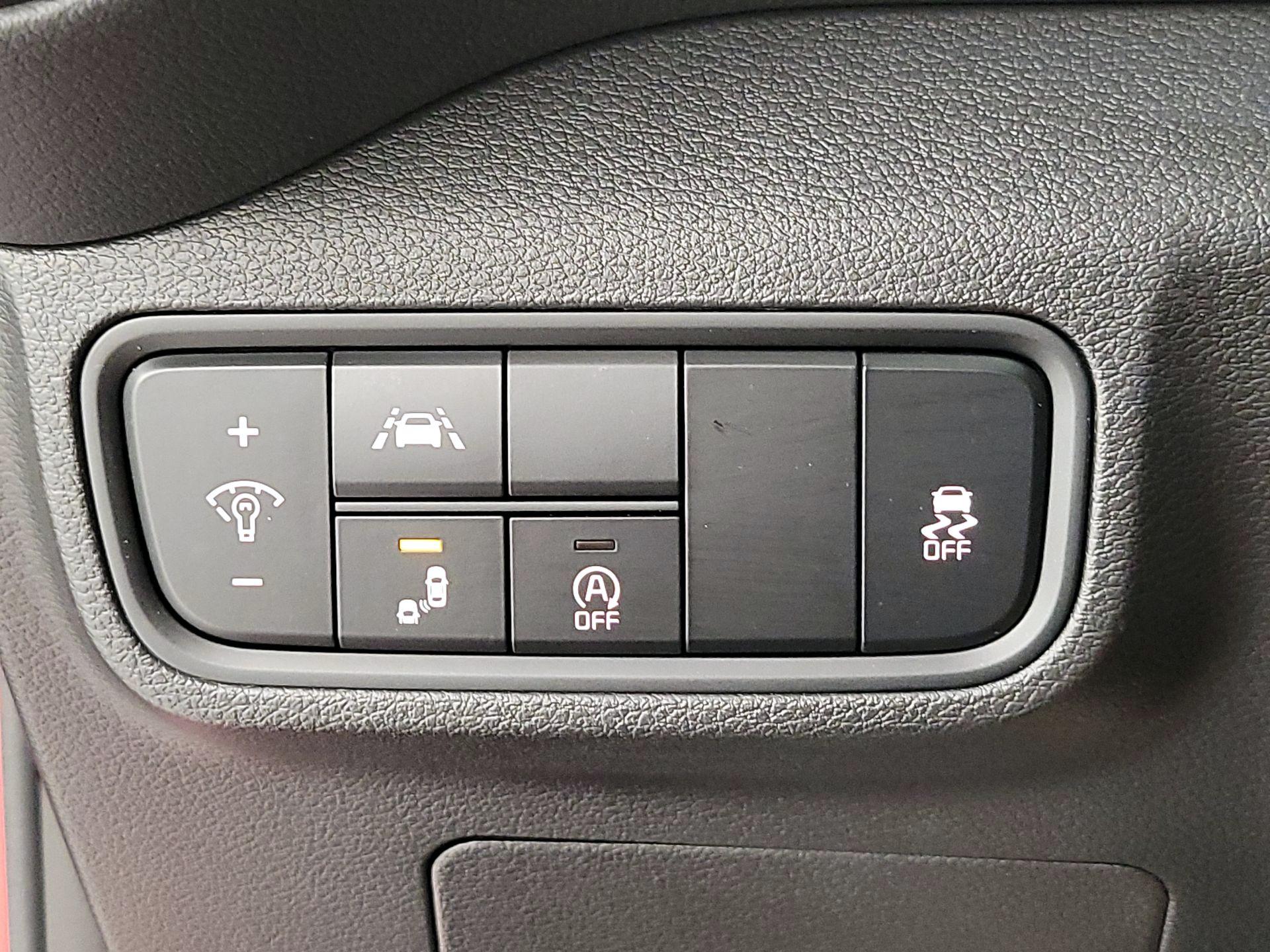 Thumbnail: 2022 Kia Soul - 13