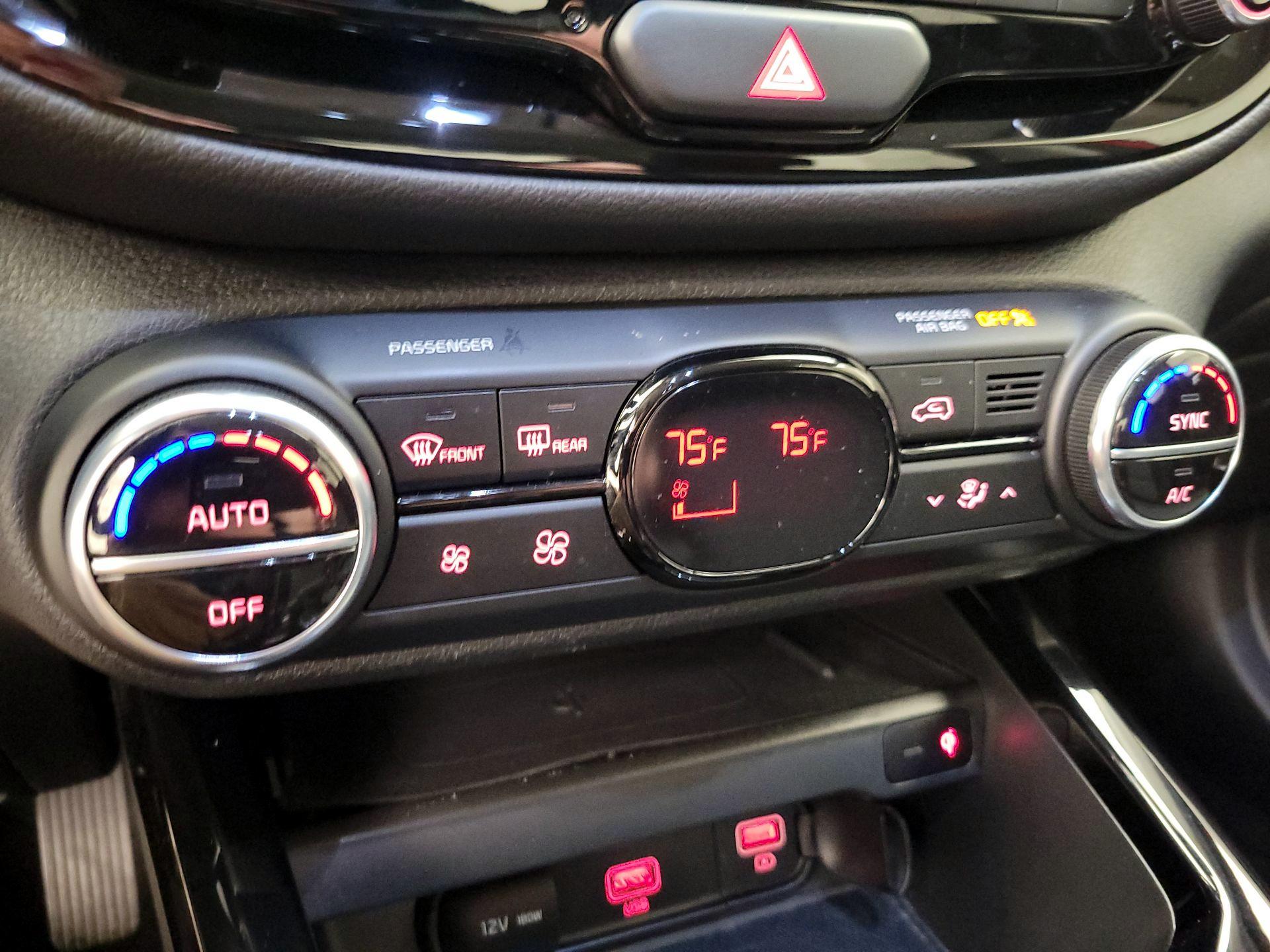 Thumbnail: 2022 Kia Soul - 17