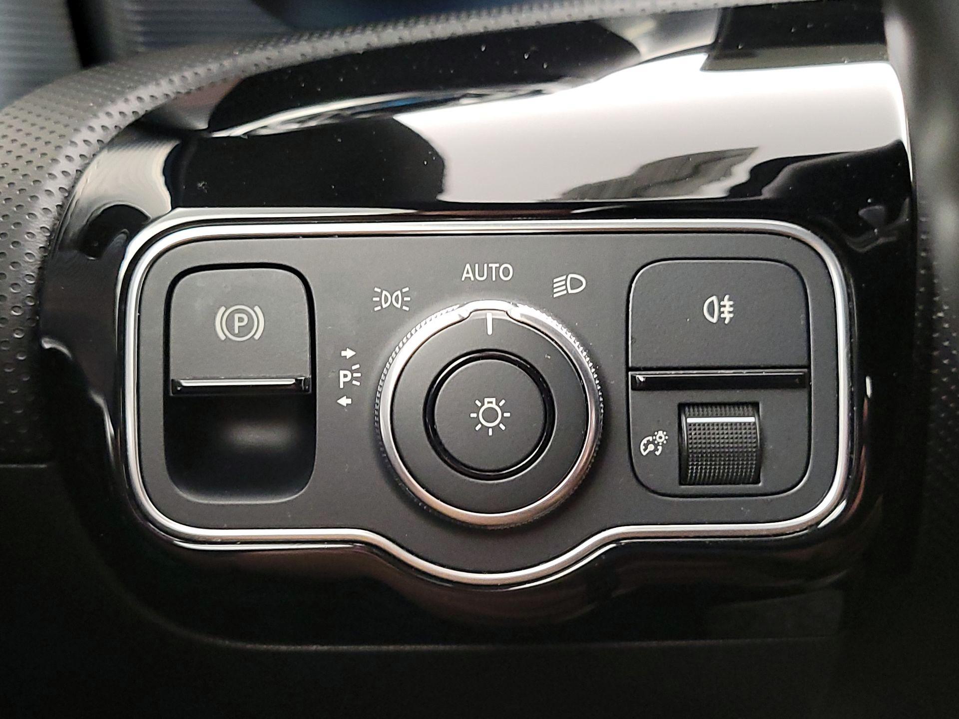 Thumbnail: 2022 Mercedes-Benz CLA - 13