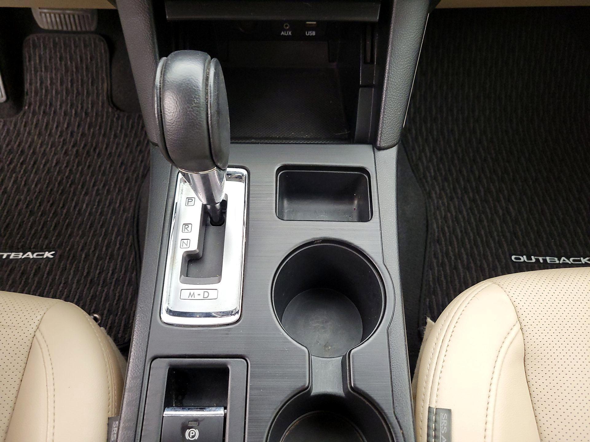 Thumbnail: 2015 Subaru Outback - 18