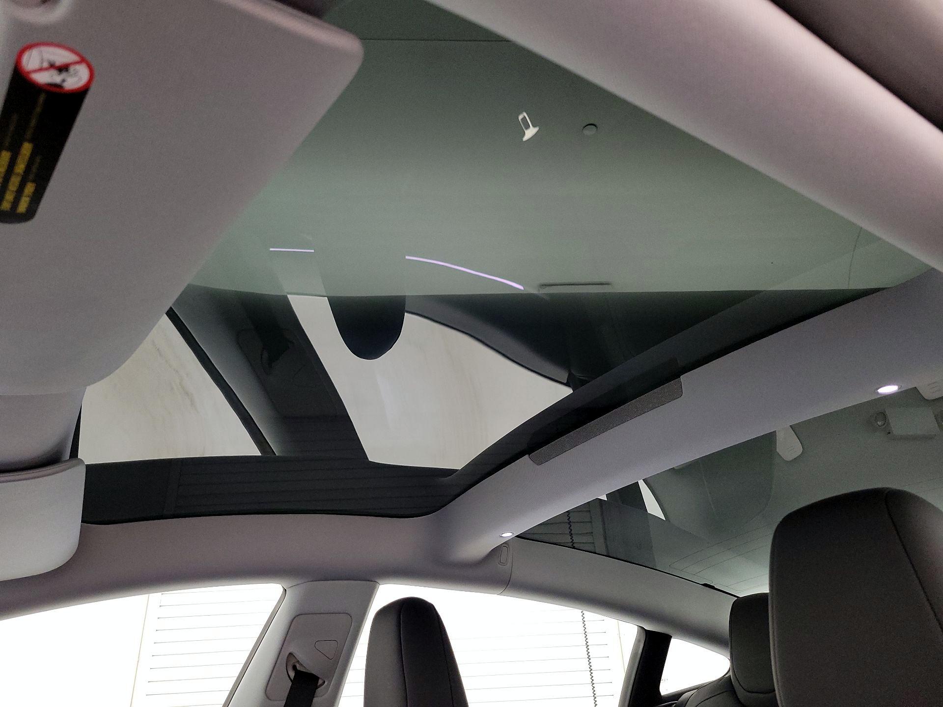 Thumbnail: 2025 Tesla Model 3 - 19