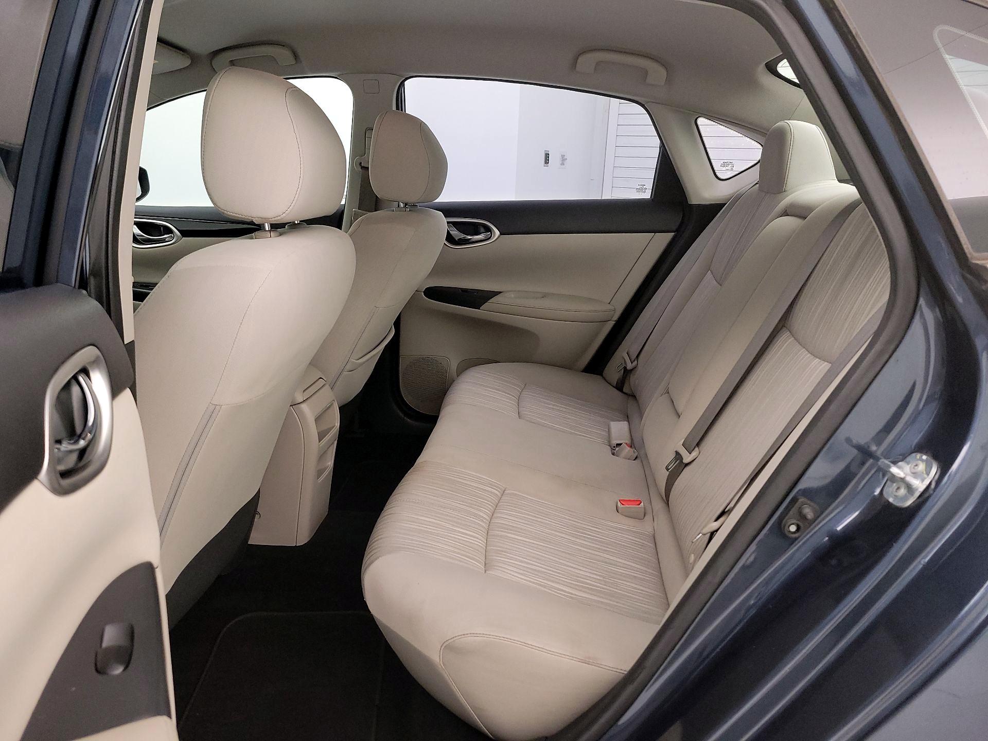 Thumbnail: 2017 Nissan Sentra - 19