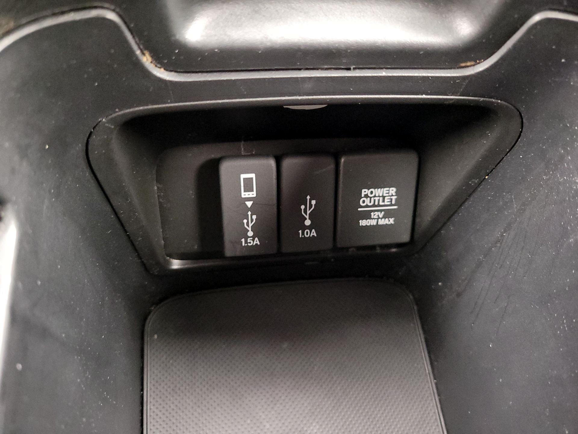 Thumbnail: 2019 Honda CR-V - 19