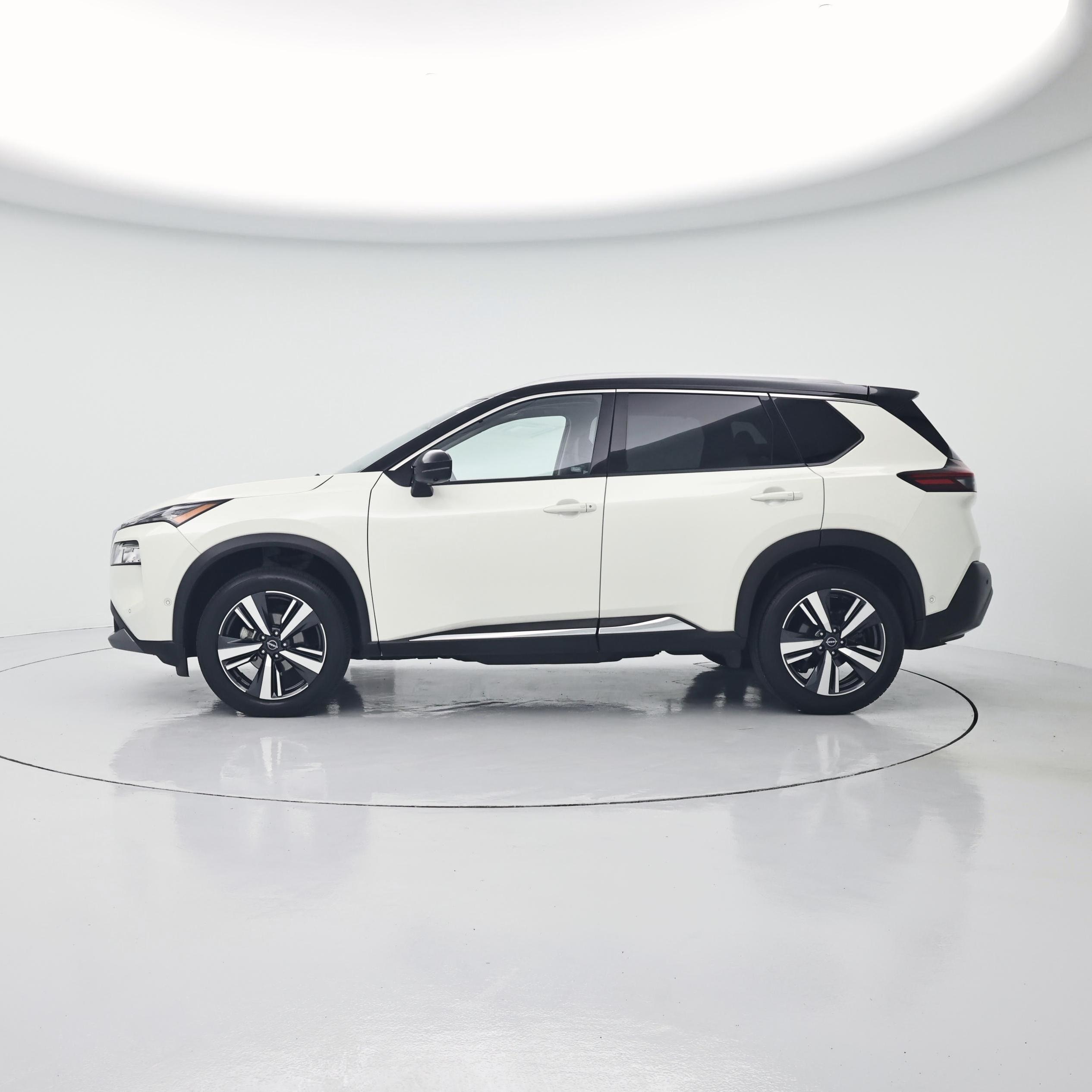 Thumbnail: 2023 Nissan Rogue - 3