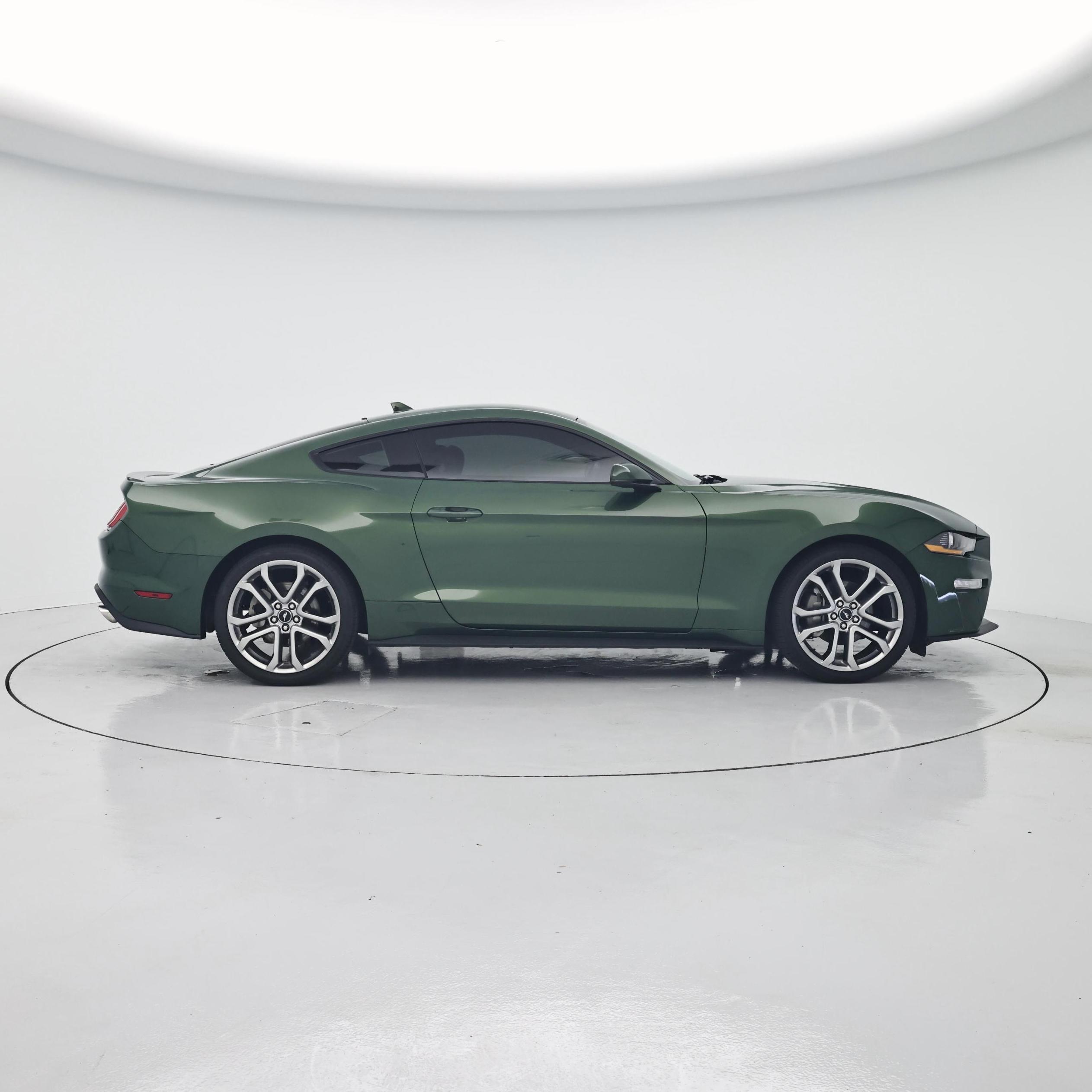 Thumbnail: 2022 Ford Mustang - 7