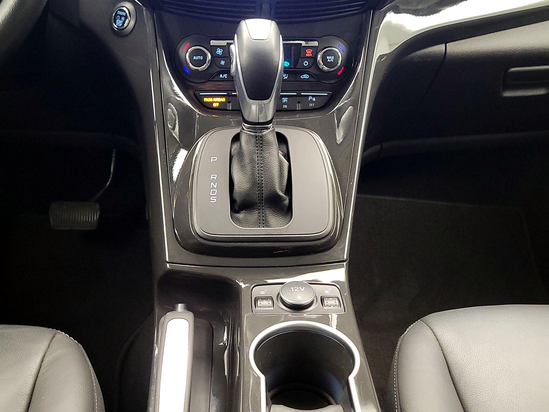 Thumbnail: 2016 Ford Escape - 18