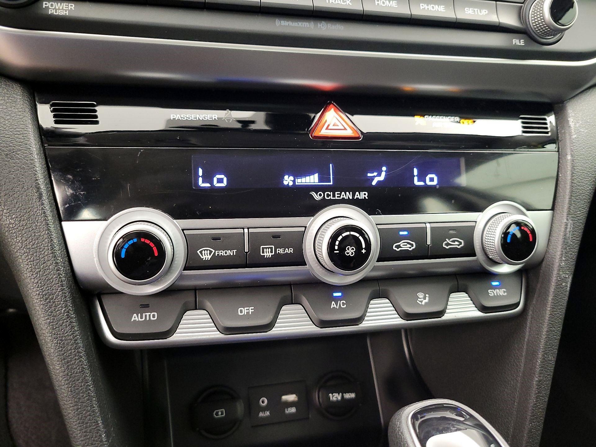 Thumbnail: 2020 Hyundai Elantra - 16