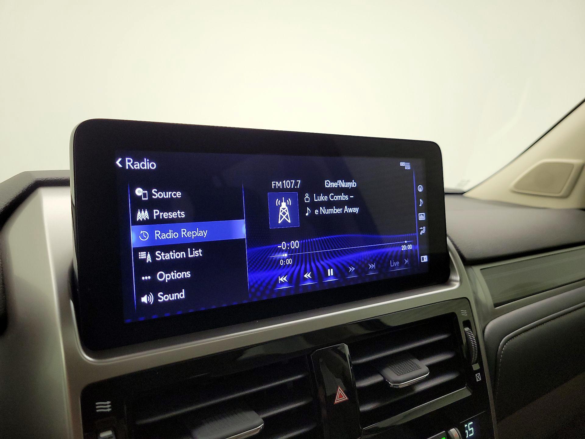 Thumbnail: 2022 Lexus GX - 16