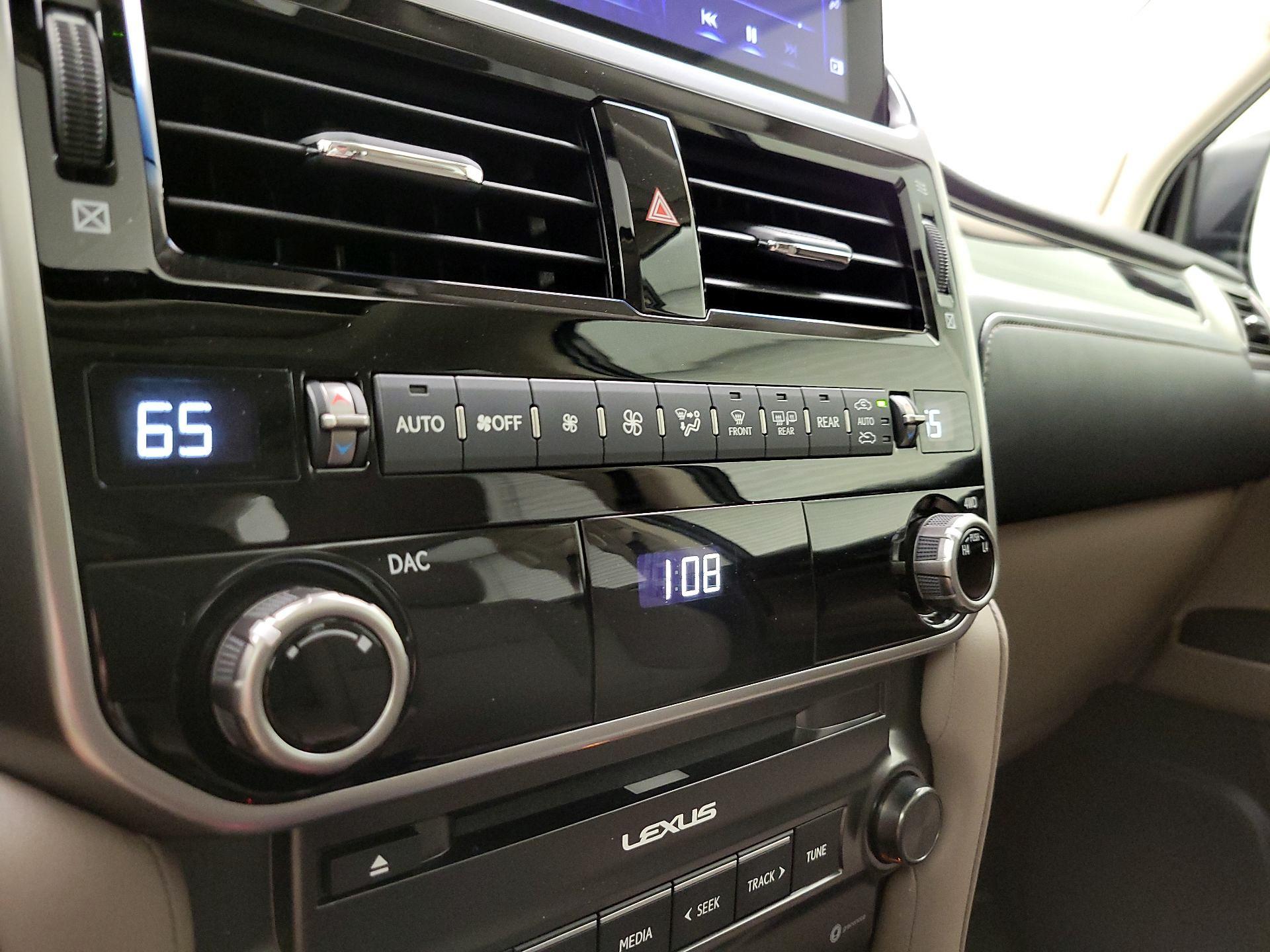 Thumbnail: 2022 Lexus GX - 17