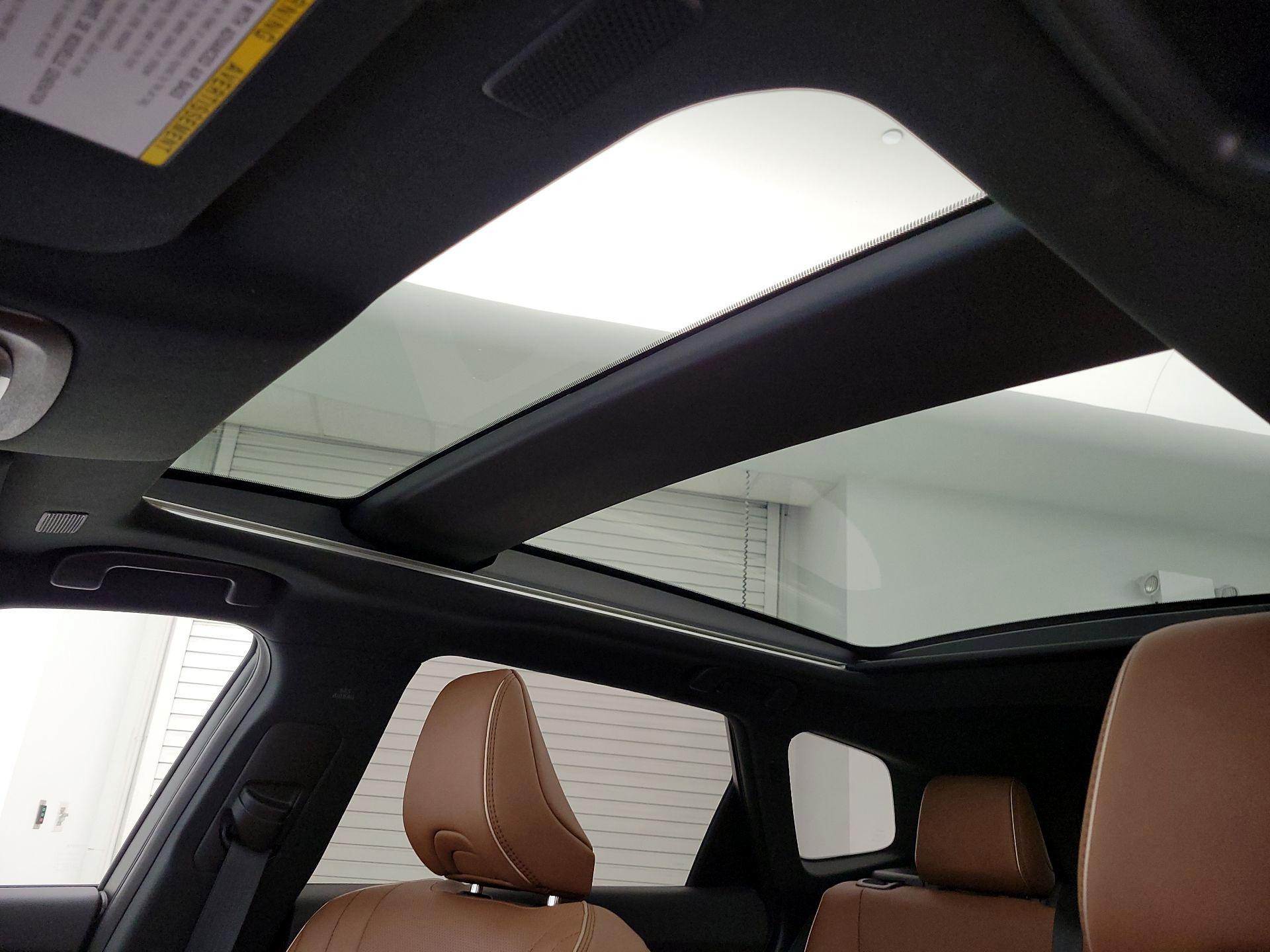 Thumbnail: 2025 Toyota Crown Signia - 20