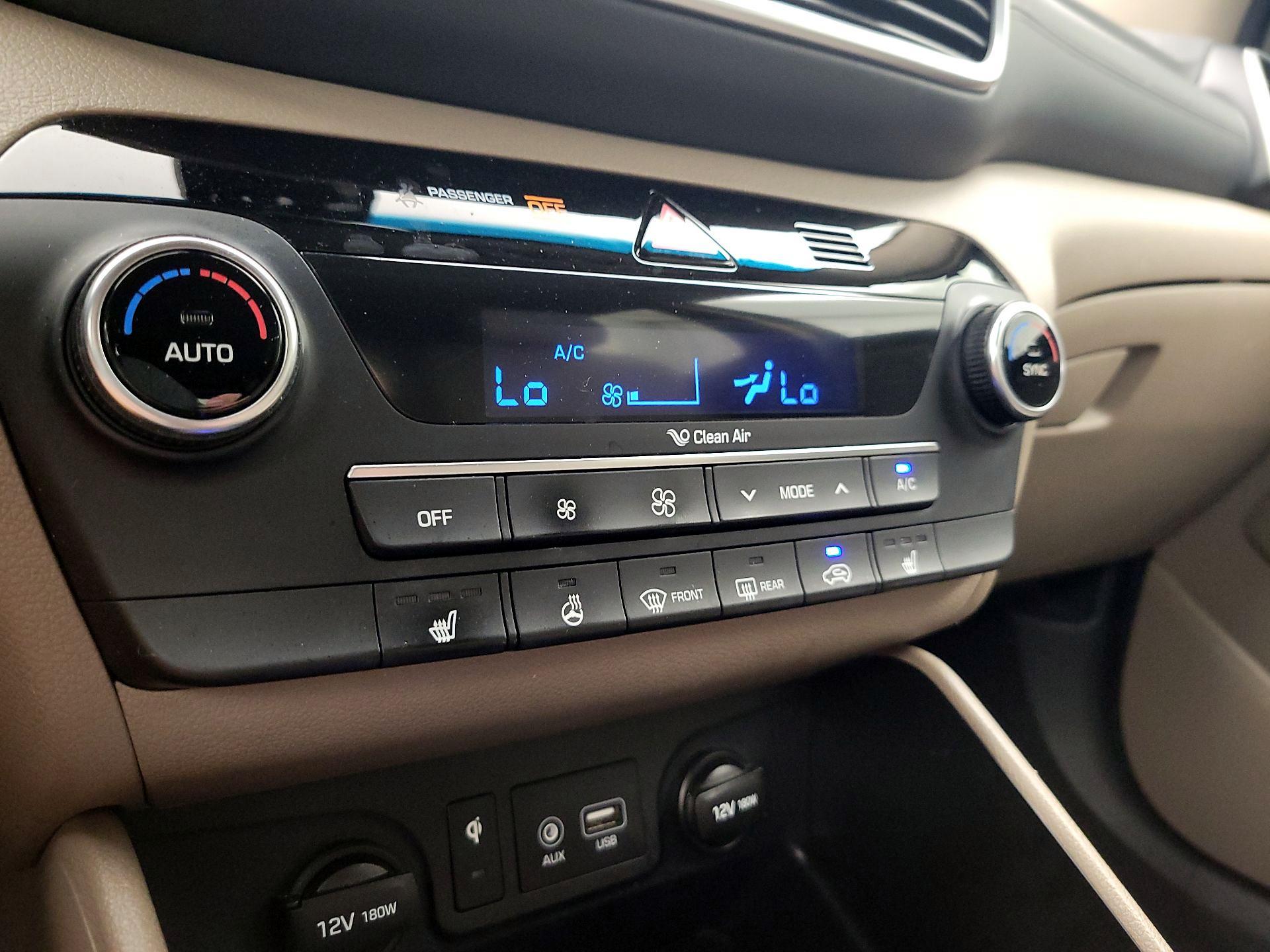 Thumbnail: 2019 Hyundai Tucson - 16