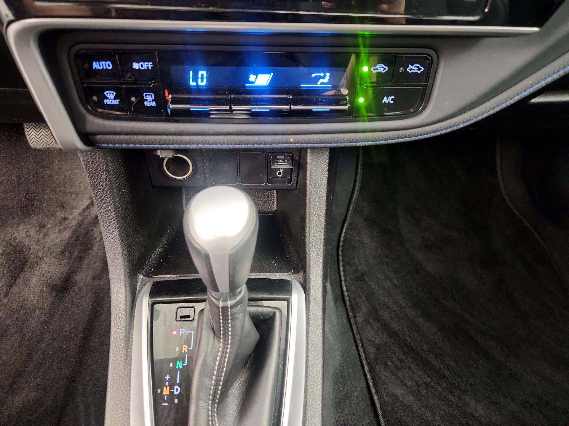 Thumbnail: 2017 Toyota Corolla - 16