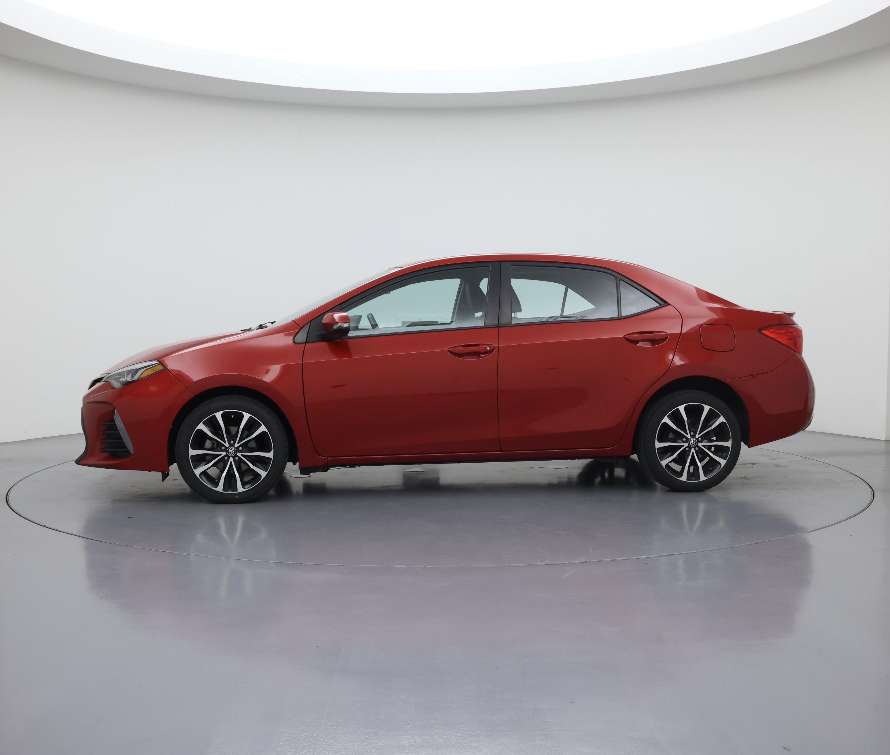 Thumbnail: 2017 Toyota Corolla - 3