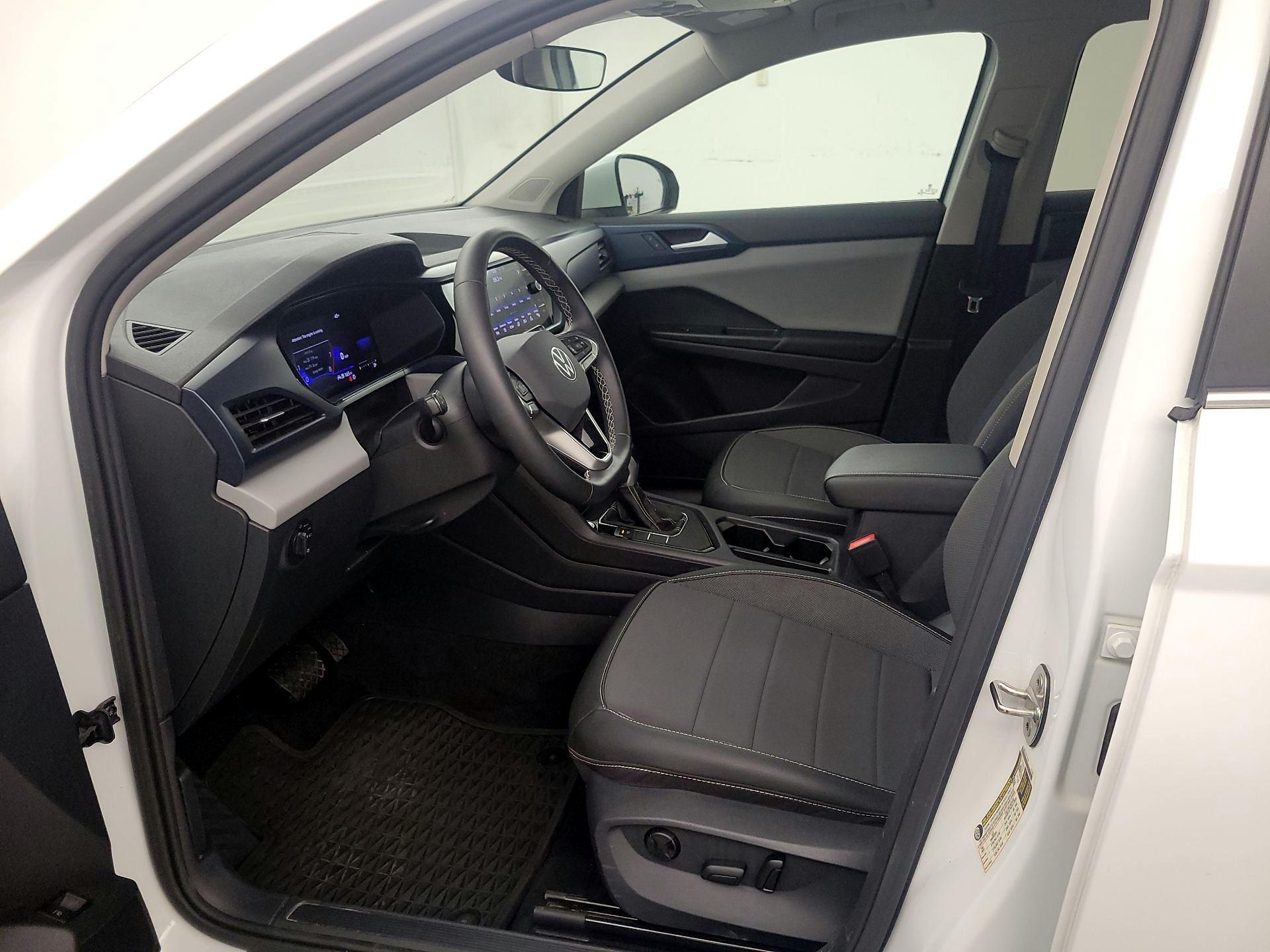 Thumbnail: 2023 Volkswagen Taos - 11