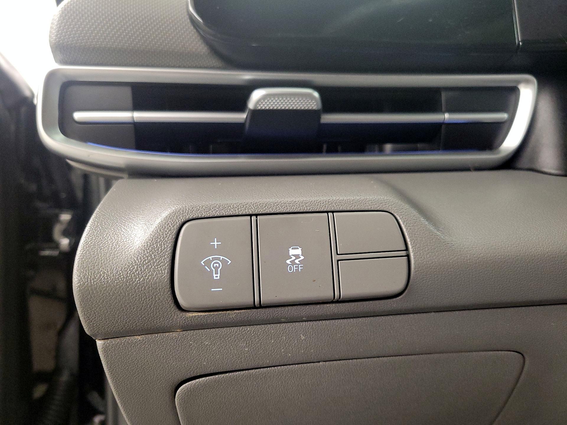 Thumbnail: 2024 Hyundai Elantra - 13