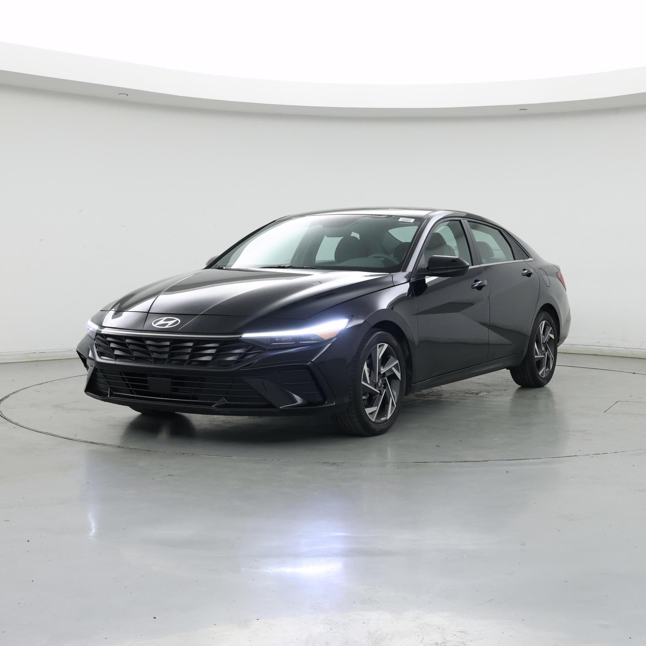 Thumbnail: 2024 Hyundai Elantra - 4