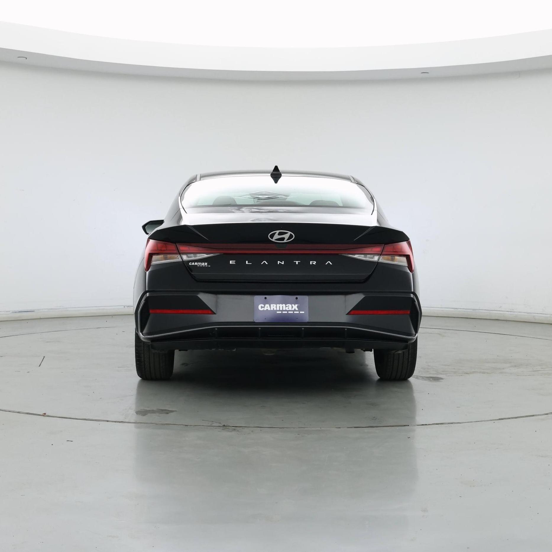 Thumbnail: 2024 Hyundai Elantra - 6