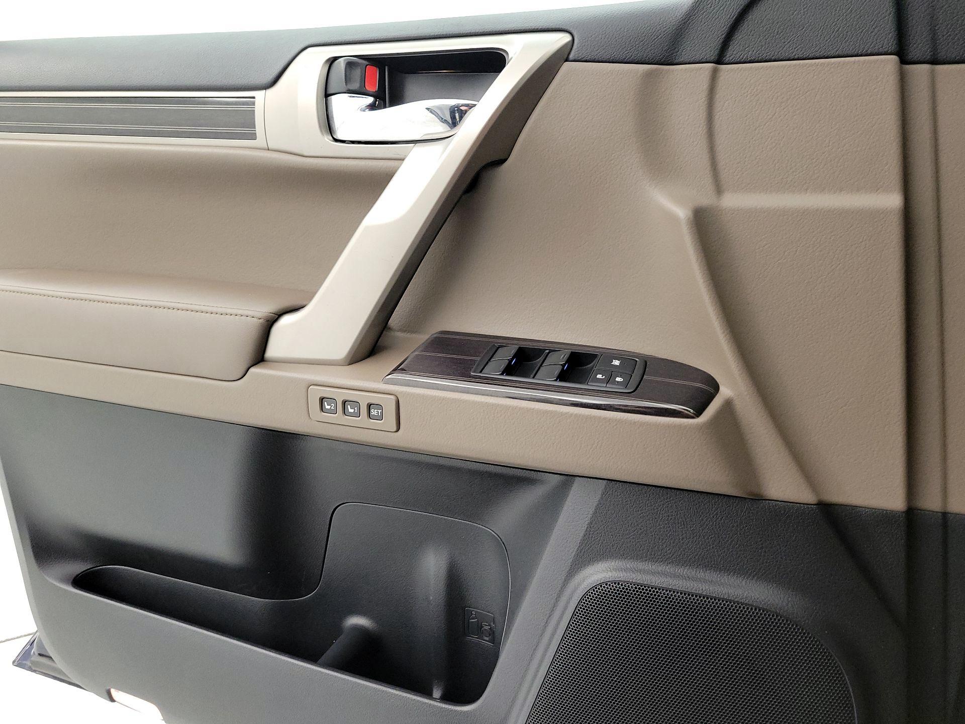 Thumbnail: 2021 Lexus GX - 12