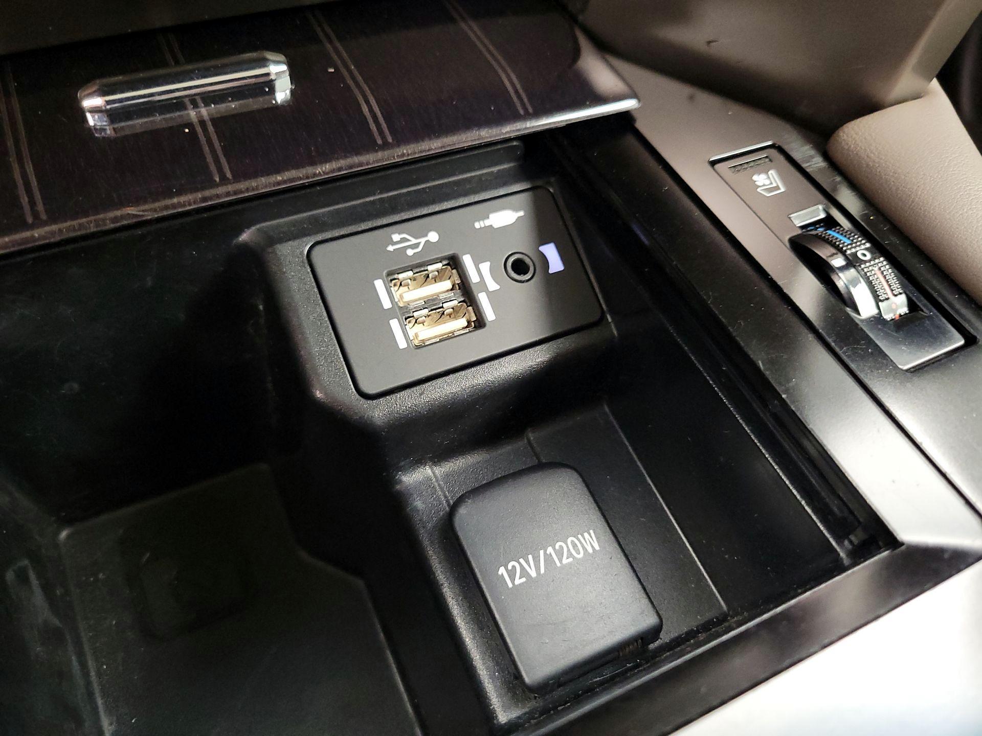 Thumbnail: 2021 Lexus GX - 19
