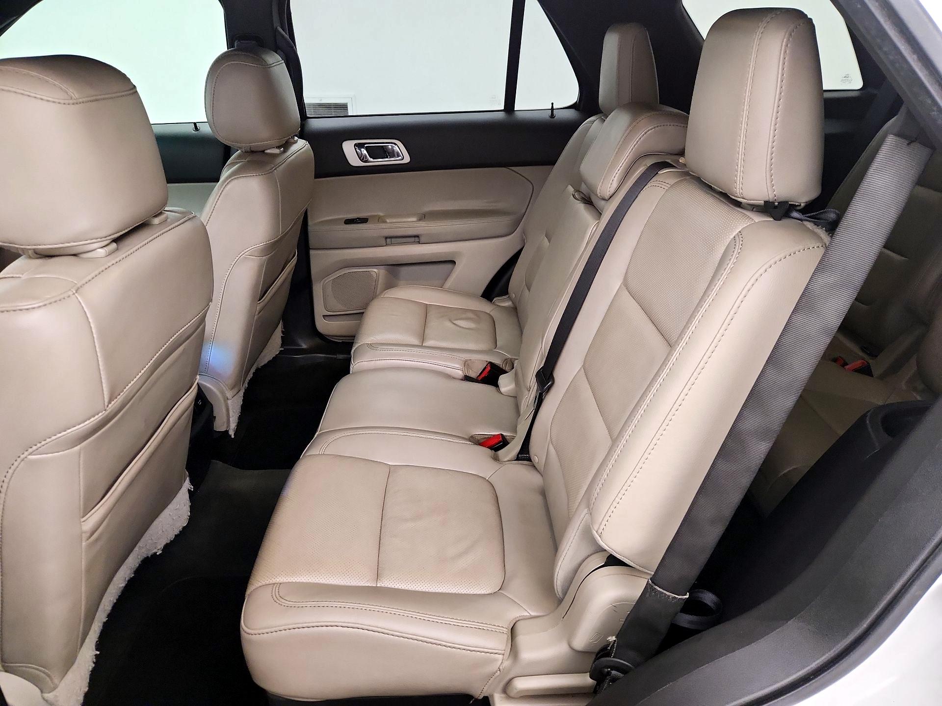Thumbnail: 2014 Ford Explorer - 19