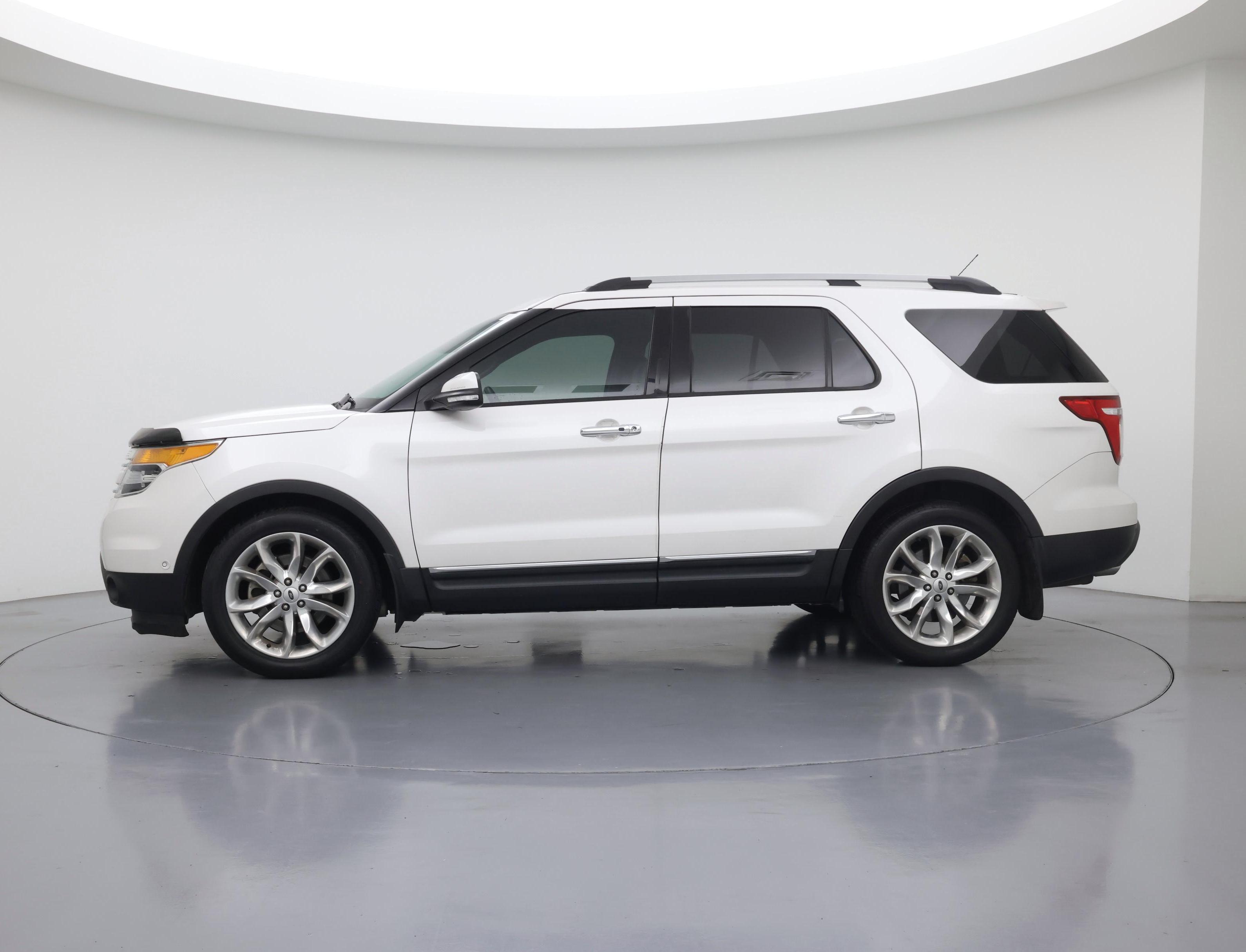 Thumbnail: 2014 Ford Explorer - 3