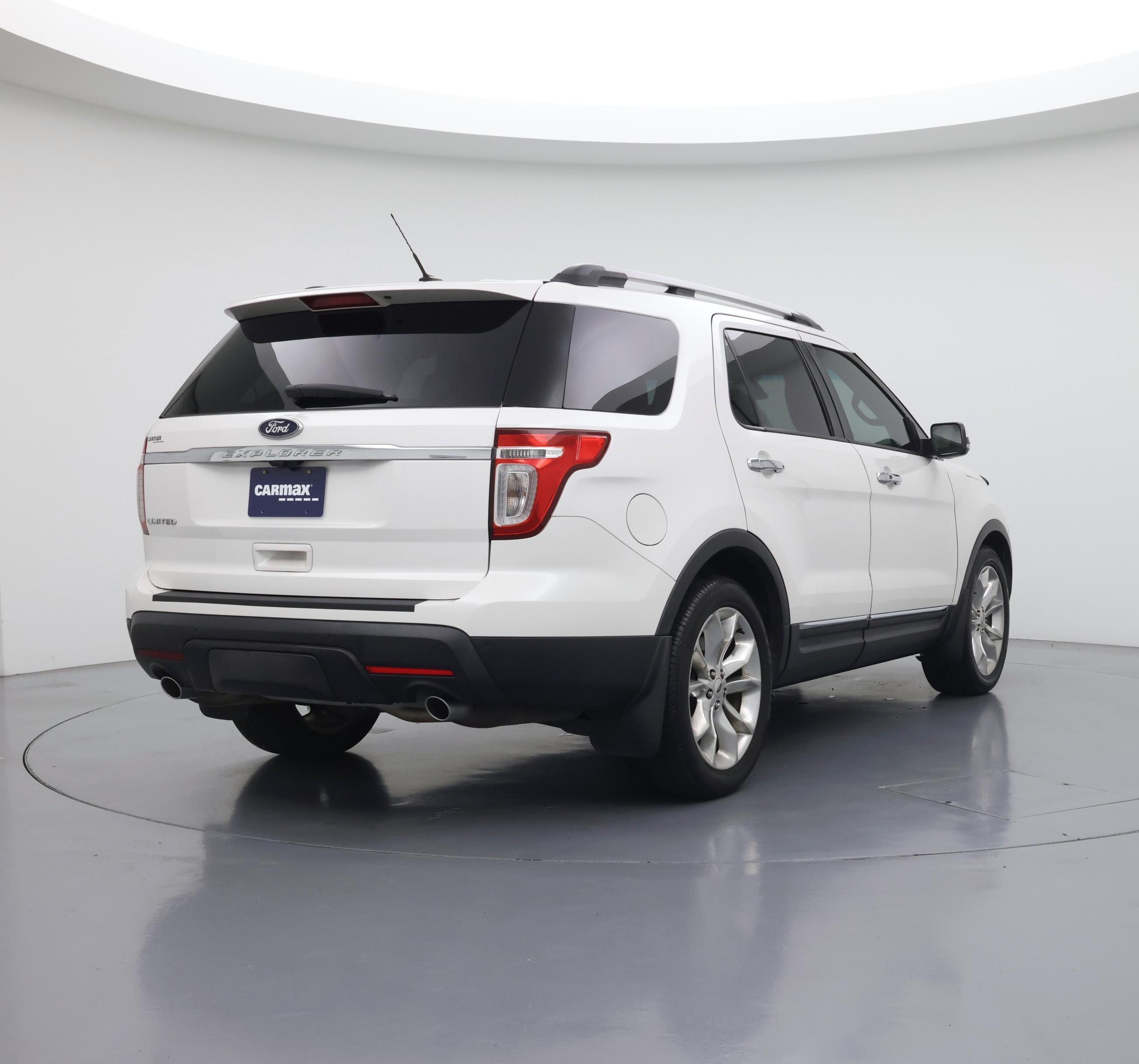 Thumbnail: 2014 Ford Explorer - 8
