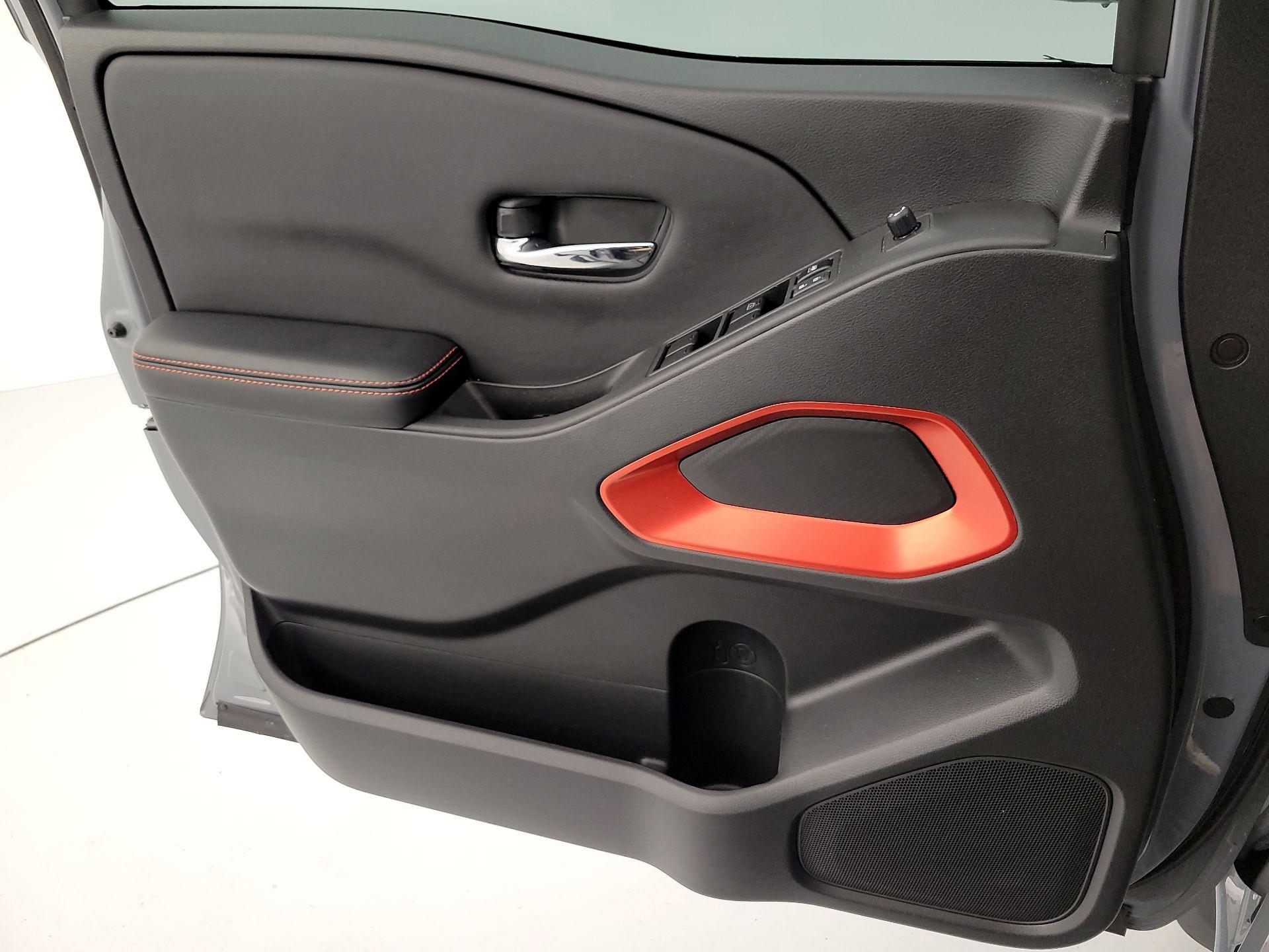 Thumbnail: 2025 Nissan Frontier - 12