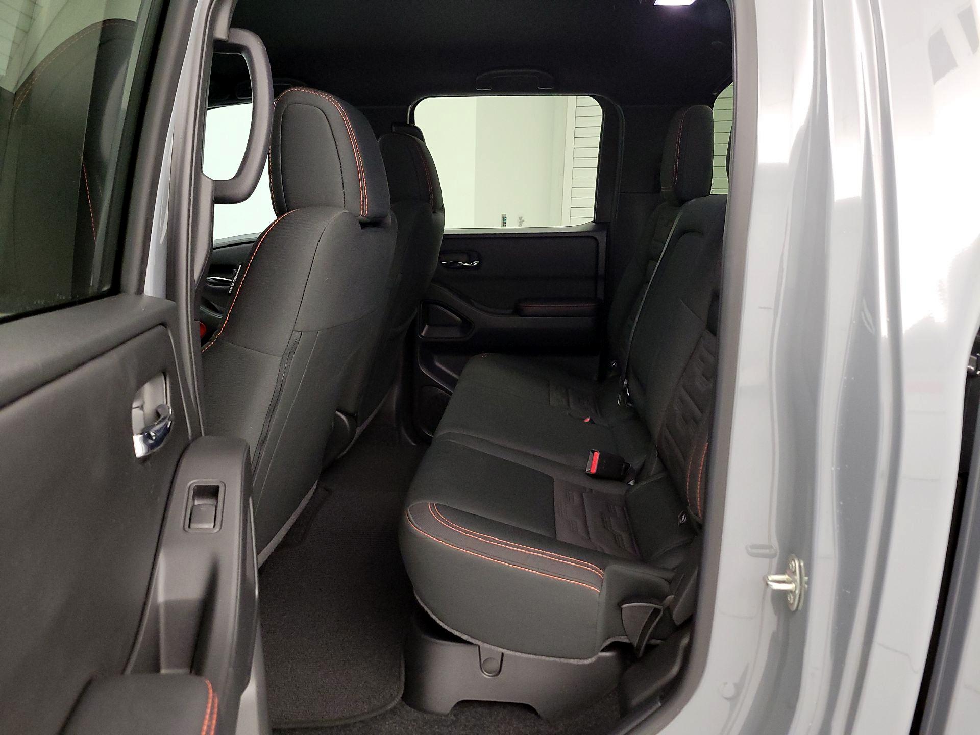 Thumbnail: 2025 Nissan Frontier - 19