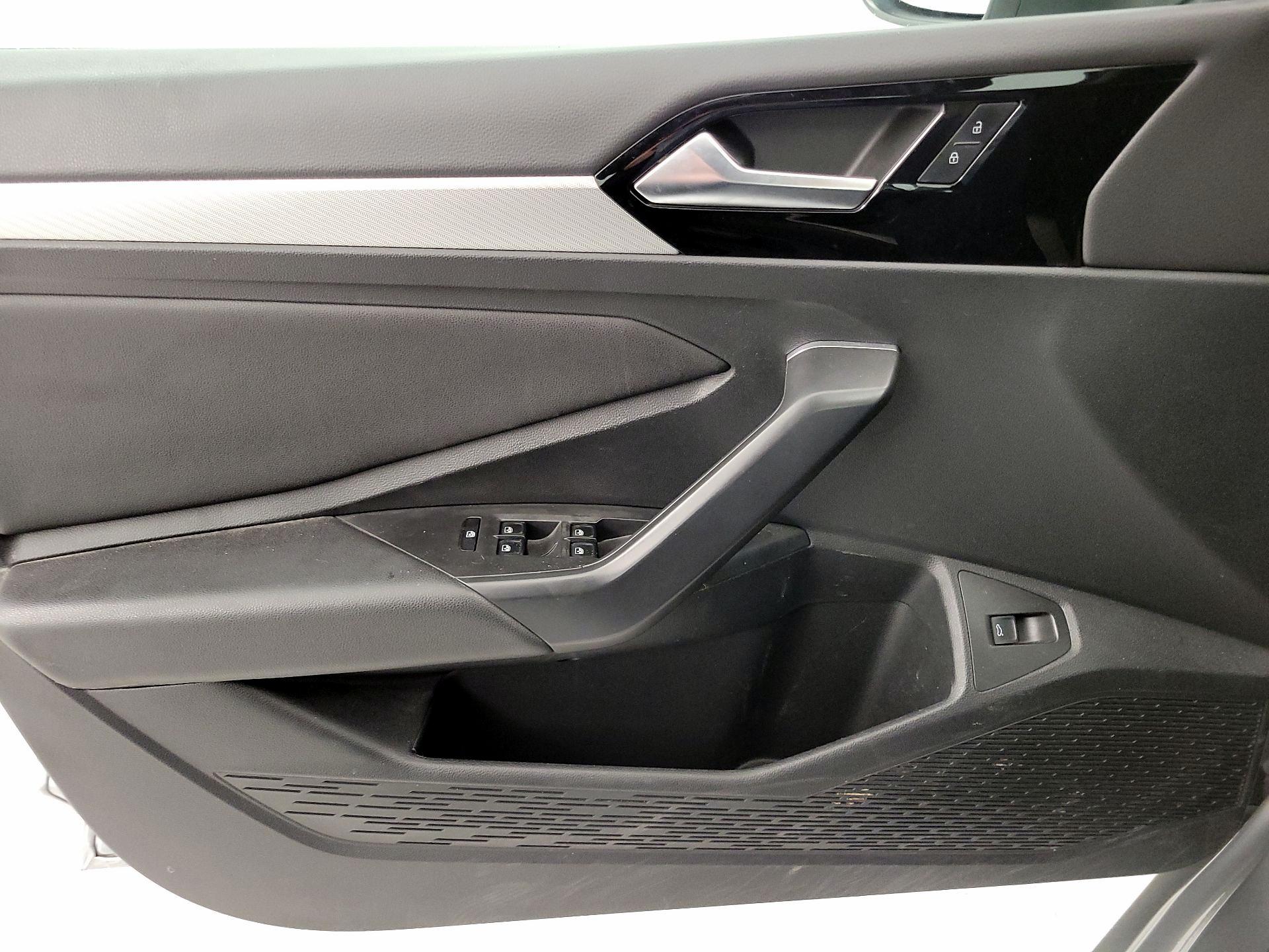 Thumbnail: 2020 Volkswagen Jetta - 12