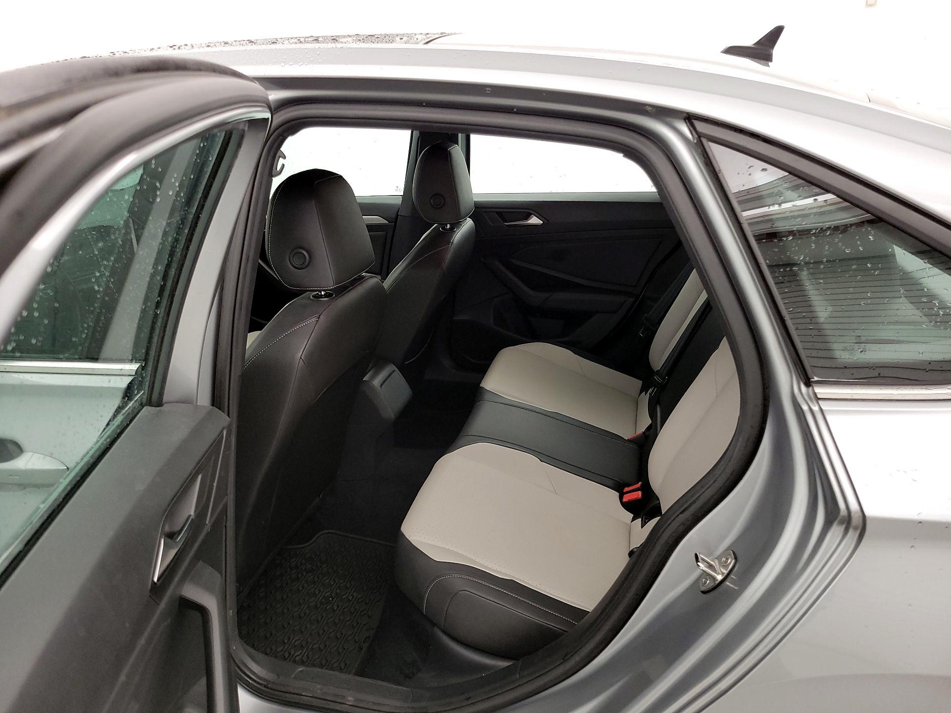 Thumbnail: 2020 Volkswagen Jetta - 20