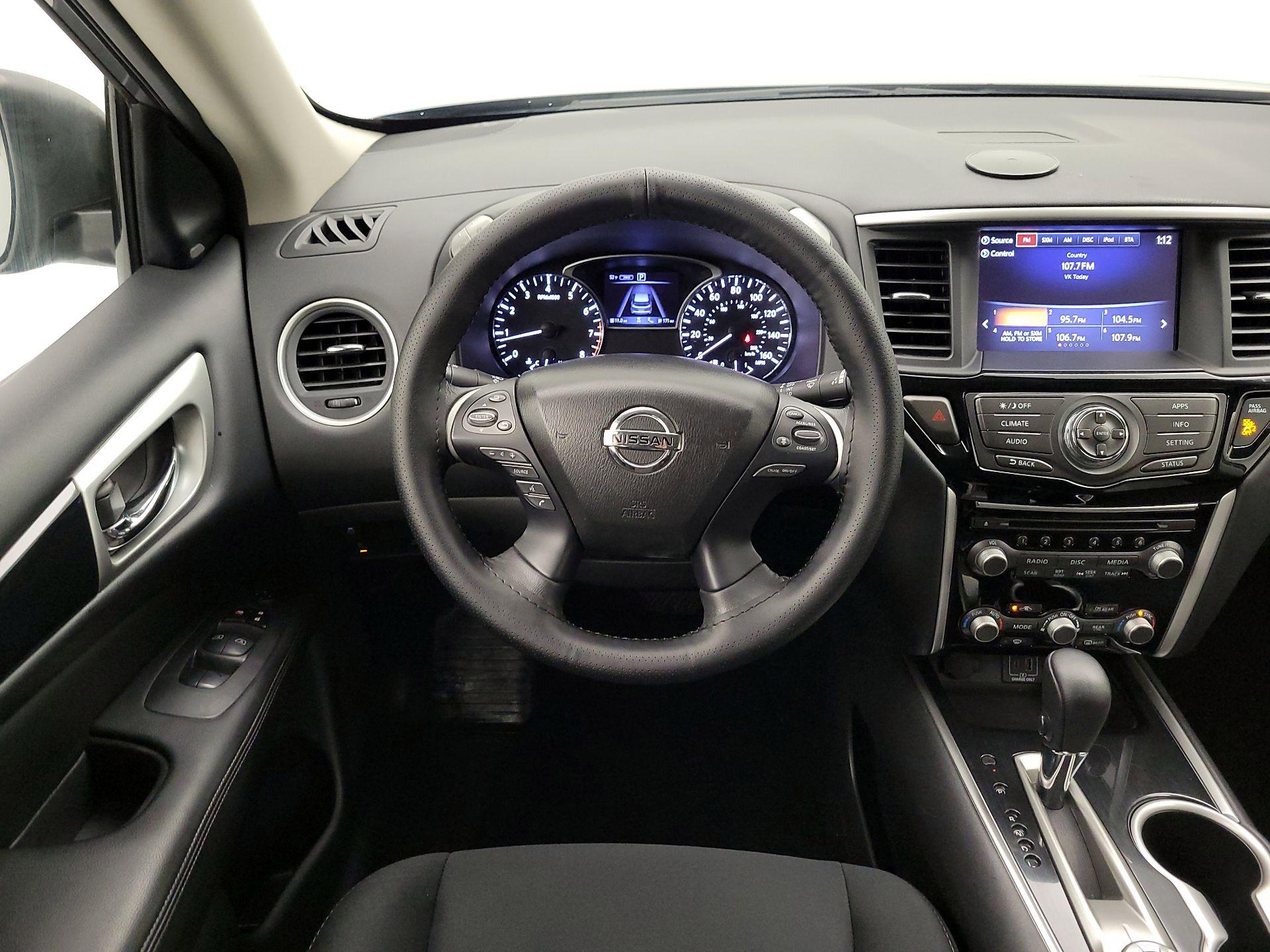 Thumbnail: 2019 Nissan Pathfinder - 10